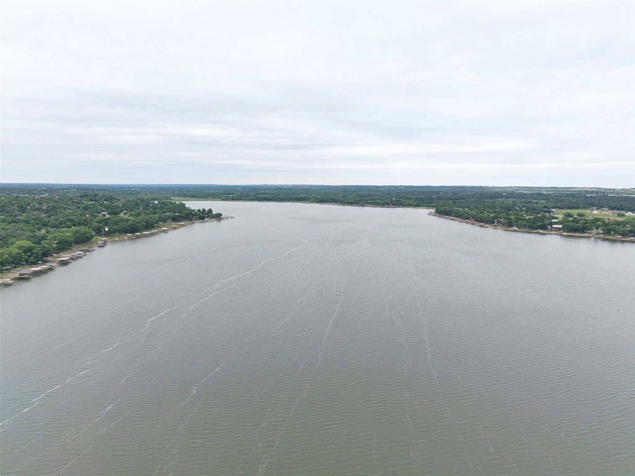 Single Family Residence For Sale in Parker County , 542 W Lake Drive, Weatherford, Texas 76087, 1 Bedroom, 1 Bathroom, Garage spaces, 600 Sqft, built in 1977, Price $295,000, mls#21256287, Real Estate Agent in Weatherford, Homes For Sale in Parker county, Homes For Sale in Weatherford, Realtor in Weatherford Texas, Real Estate Brokerage Independent Realty Texas, Luminita Cordes Realtor