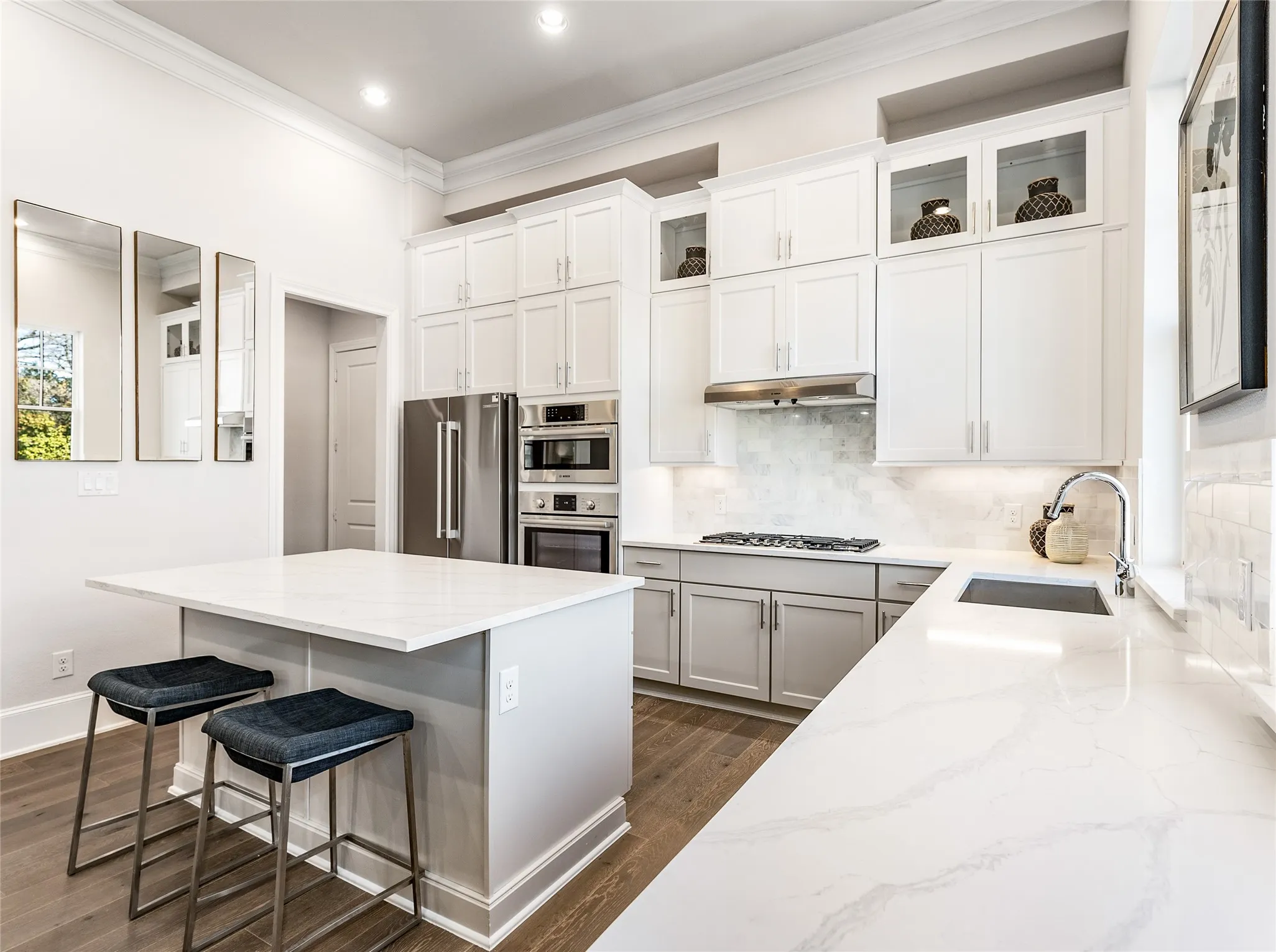 Image of community model home.