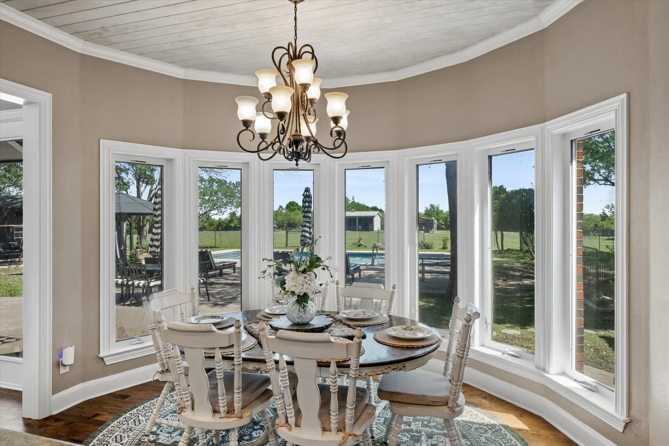 Single Family Residence For Sale in Ellis County , 2201 E Fm 813, Ennis, Texas 75119, 5 Bedrooms, 6 Bathrooms, 3 Garage spaces, 9,215 Sqft, built in 1983, Preowned, Price $2,990,000, mls#21232357, Real Estate Agent in Ennis, Homes For Sale in Ellis county, Homes For Sale in Ennis, Realtor in Ennis Texas, Real Estate Brokerage Independent Realty Texas, Luminita Cordes Realtor