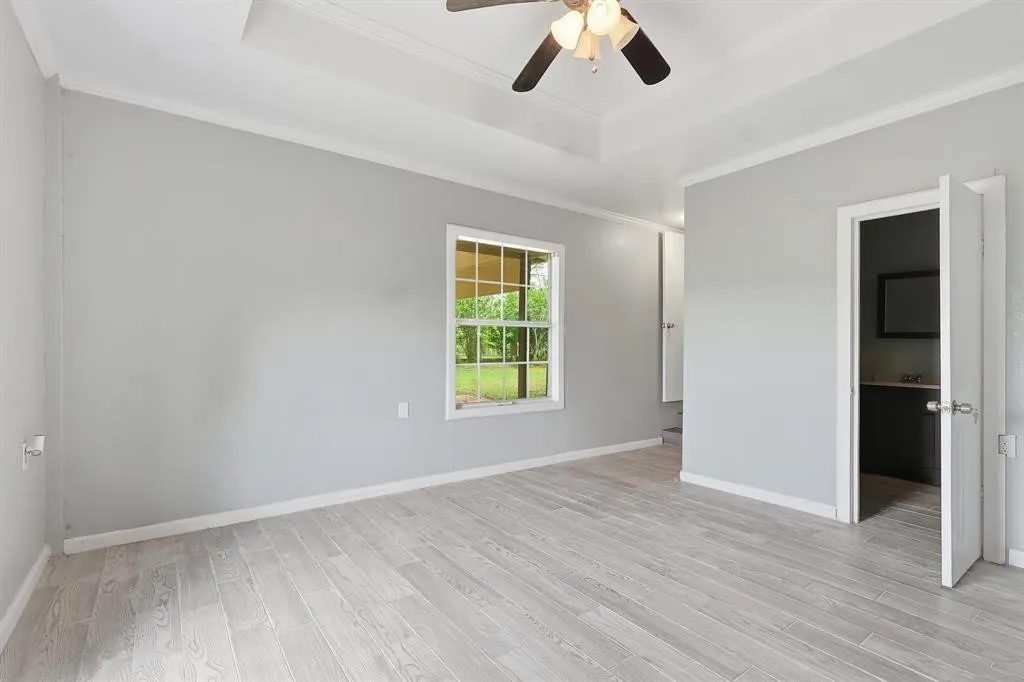 Single Family Residence For Sale in Titus County , 1191 County Road 3240, Mt Pleasant, Texas 75455, 4 Bedroom, 3 Bathroom, Garage spaces, 1,836 Sqft, built in 1971, Preowned, mls#21255653, Real Estate Agent in Mt Pleasant, Homes For Sale in Titus county, Homes For Sale in Mt Pleasant, Realtor in Mt Pleasant Texas, Real Estate Brokerage Independent Realty Texas, Luminita Cordes Realtor