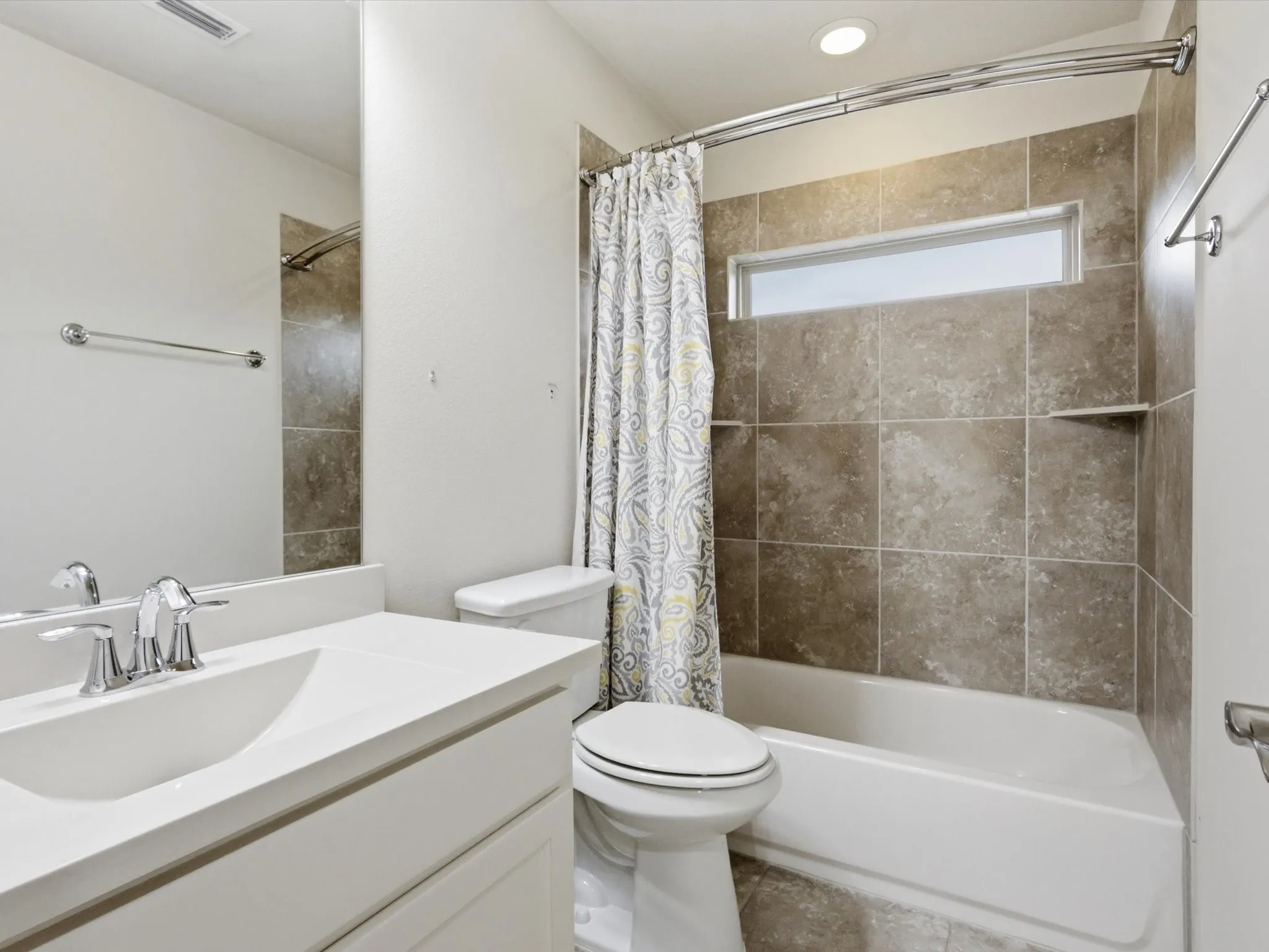 Single Family Residence For Sale in Dallas County , 2724 Dames Lane, Irving, Texas 75063, 4 Bedroom, 4 Bathroom, 3 Garage spaces, 4,080 Sqft, built in 2016, Preowned, mls#21254700, Real Estate Agent in Irving, Homes For Sale in Dallas county, Homes For Sale in Irving, Realtor in Irving Texas, Real Estate Brokerage Independent Realty Texas, Luminita Cordes Realtor