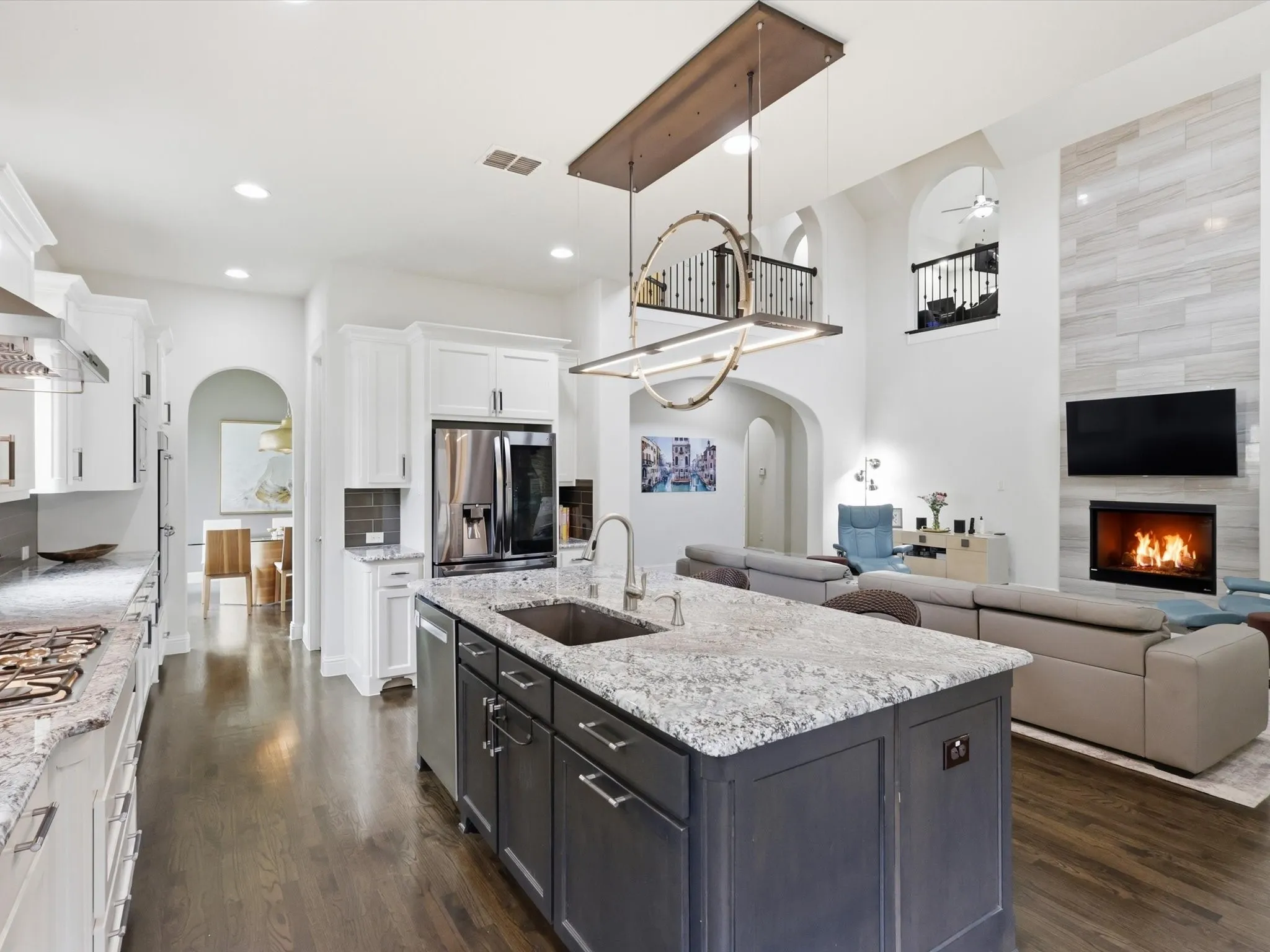 Single Family Residence For Sale in Dallas County , 2724 Dames Lane, Irving, Texas 75063, 4 Bedroom, 4 Bathroom, 3 Garage spaces, 4,080 Sqft, built in 2016, Preowned, mls#21254700, Real Estate Agent in Irving, Homes For Sale in Dallas county, Homes For Sale in Irving, Realtor in Irving Texas, Real Estate Brokerage Independent Realty Texas, Luminita Cordes Realtor