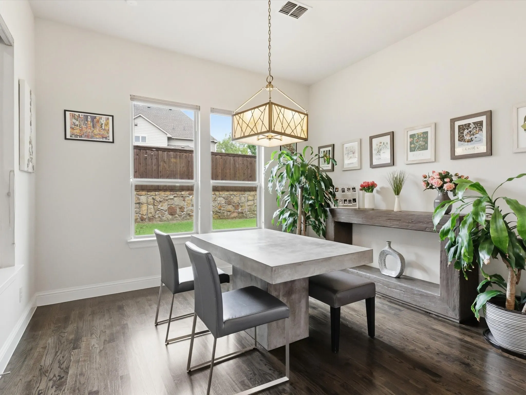 Single Family Residence For Sale in Dallas County , 2724 Dames Lane, Irving, Texas 75063, 4 Bedroom, 4 Bathroom, 3 Garage spaces, 4,080 Sqft, built in 2016, Preowned, mls#21254700, Real Estate Agent in Irving, Homes For Sale in Dallas county, Homes For Sale in Irving, Realtor in Irving Texas, Real Estate Brokerage Independent Realty Texas, Luminita Cordes Realtor