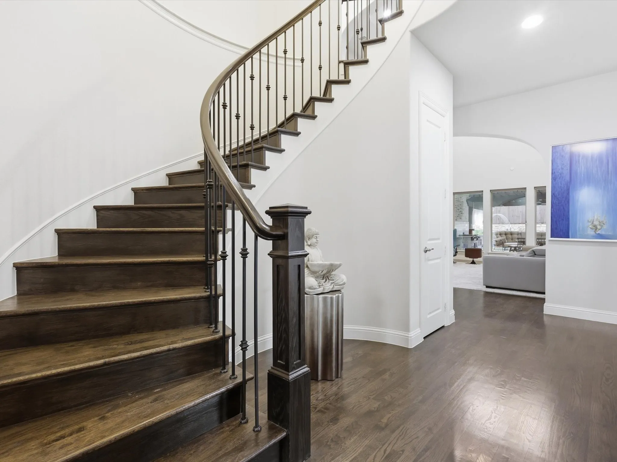 Single Family Residence For Sale in Dallas County , 2724 Dames Lane, Irving, Texas 75063, 4 Bedroom, 4 Bathroom, 3 Garage spaces, 4,080 Sqft, built in 2016, Preowned, mls#21254700, Real Estate Agent in Irving, Homes For Sale in Dallas county, Homes For Sale in Irving, Realtor in Irving Texas, Real Estate Brokerage Independent Realty Texas, Luminita Cordes Realtor