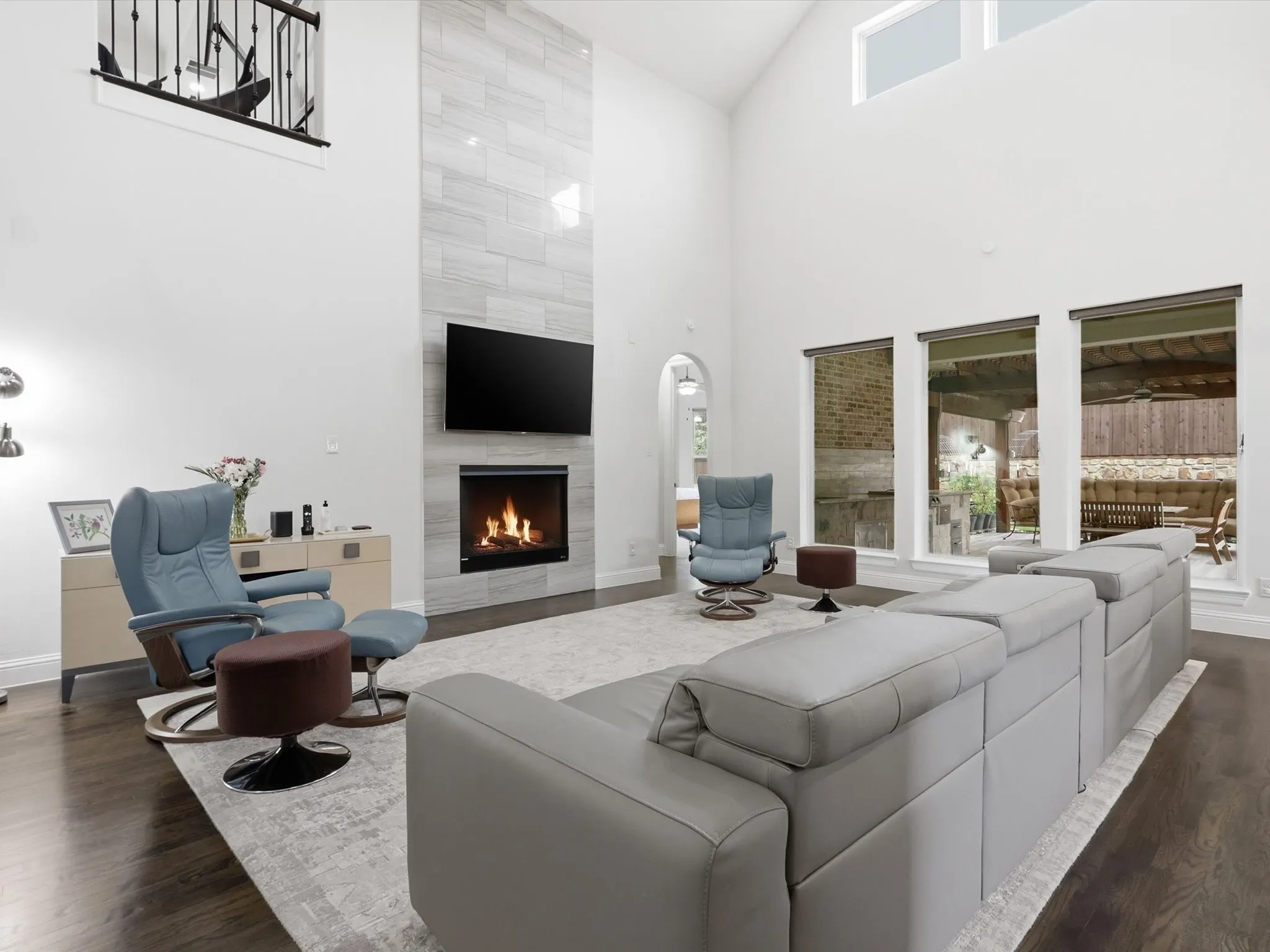 Single Family Residence For Sale in Dallas County , 2724 Dames Lane, Irving, Texas 75063, 4 Bedroom, 4 Bathroom, 3 Garage spaces, 4,080 Sqft, built in 2016, Preowned, mls#21254700, Real Estate Agent in Irving, Homes For Sale in Dallas county, Homes For Sale in Irving, Realtor in Irving Texas, Real Estate Brokerage Independent Realty Texas, Luminita Cordes Realtor