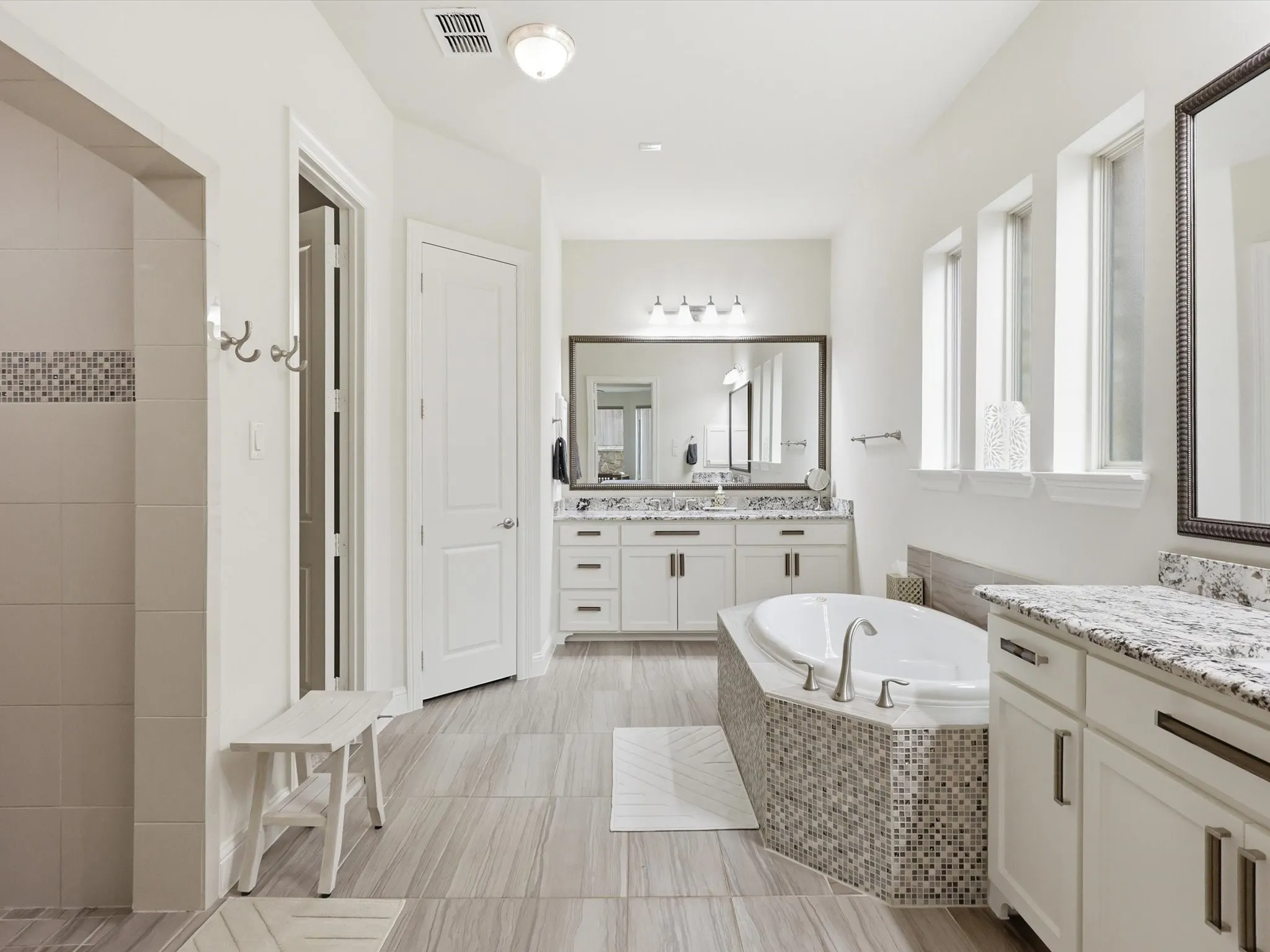 Single Family Residence For Sale in Dallas County , 2724 Dames Lane, Irving, Texas 75063, 4 Bedroom, 4 Bathroom, 3 Garage spaces, 4,080 Sqft, built in 2016, Preowned, mls#21254700, Real Estate Agent in Irving, Homes For Sale in Dallas county, Homes For Sale in Irving, Realtor in Irving Texas, Real Estate Brokerage Independent Realty Texas, Luminita Cordes Realtor