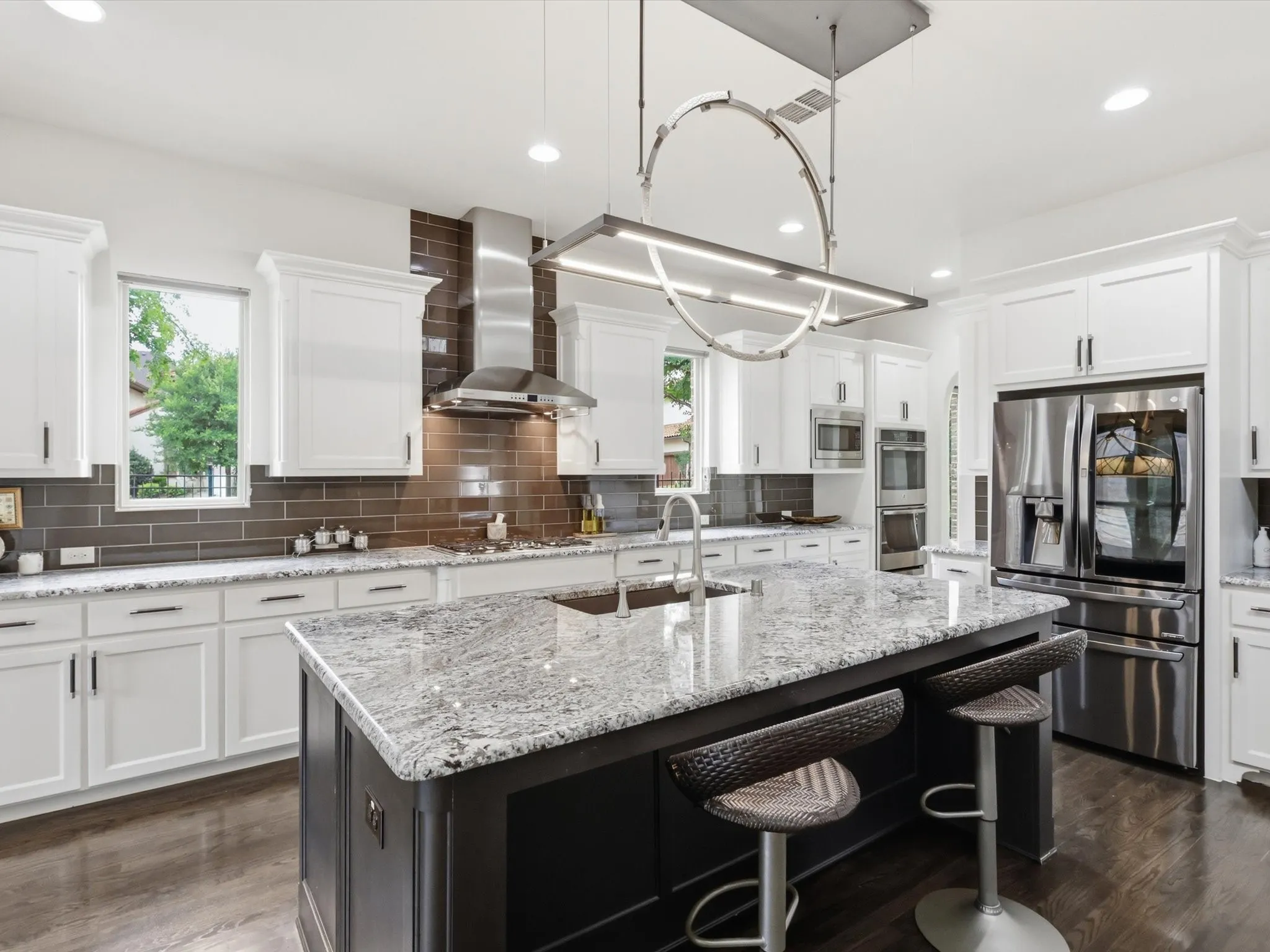 Single Family Residence For Sale in Dallas County , 2724 Dames Lane, Irving, Texas 75063, 4 Bedroom, 4 Bathroom, 3 Garage spaces, 4,080 Sqft, built in 2016, Preowned, mls#21254700, Real Estate Agent in Irving, Homes For Sale in Dallas county, Homes For Sale in Irving, Realtor in Irving Texas, Real Estate Brokerage Independent Realty Texas, Luminita Cordes Realtor