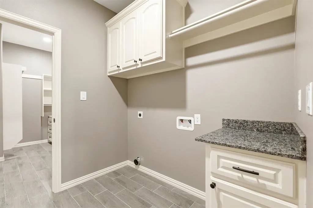 Single Family Residence For Sale in Titus County , 437 County Road 1660, Mt Pleasant, Texas 75455, 3 Bedroom, 3 Bathroom, 2 Garage spaces, 2,105 Sqft, built in 2025, New Construction - Complete, Price $475,000, mls#21255595, Real Estate Agent in Mt Pleasant, Homes For Sale in Titus county, Homes For Sale in Mt Pleasant, Realtor in Mt Pleasant Texas, Real Estate Brokerage Independent Realty Texas, Luminita Cordes Realtor