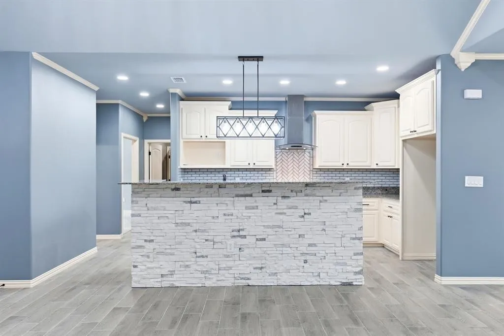Single Family Residence For Sale in Titus County , 437 County Road 1660, Mt Pleasant, Texas 75455, 3 Bedroom, 3 Bathroom, 2 Garage spaces, 2,105 Sqft, built in 2025, New Construction - Complete, Price $475,000, mls#21255595, Real Estate Agent in Mt Pleasant, Homes For Sale in Titus county, Homes For Sale in Mt Pleasant, Realtor in Mt Pleasant Texas, Real Estate Brokerage Independent Realty Texas, Luminita Cordes Realtor
