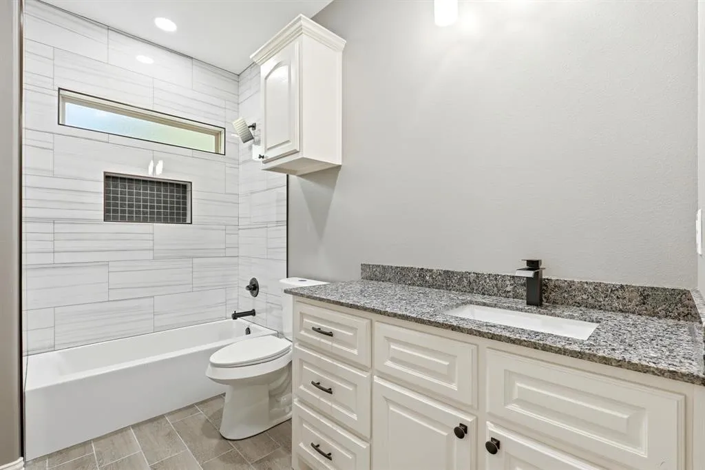Single Family Residence For Sale in Titus County , 437 County Road 1660, Mt Pleasant, Texas 75455, 3 Bedroom, 3 Bathroom, 2 Garage spaces, 2,105 Sqft, built in 2025, New Construction - Complete, Price $475,000, mls#21255595, Real Estate Agent in Mt Pleasant, Homes For Sale in Titus county, Homes For Sale in Mt Pleasant, Realtor in Mt Pleasant Texas, Real Estate Brokerage Independent Realty Texas, Luminita Cordes Realtor