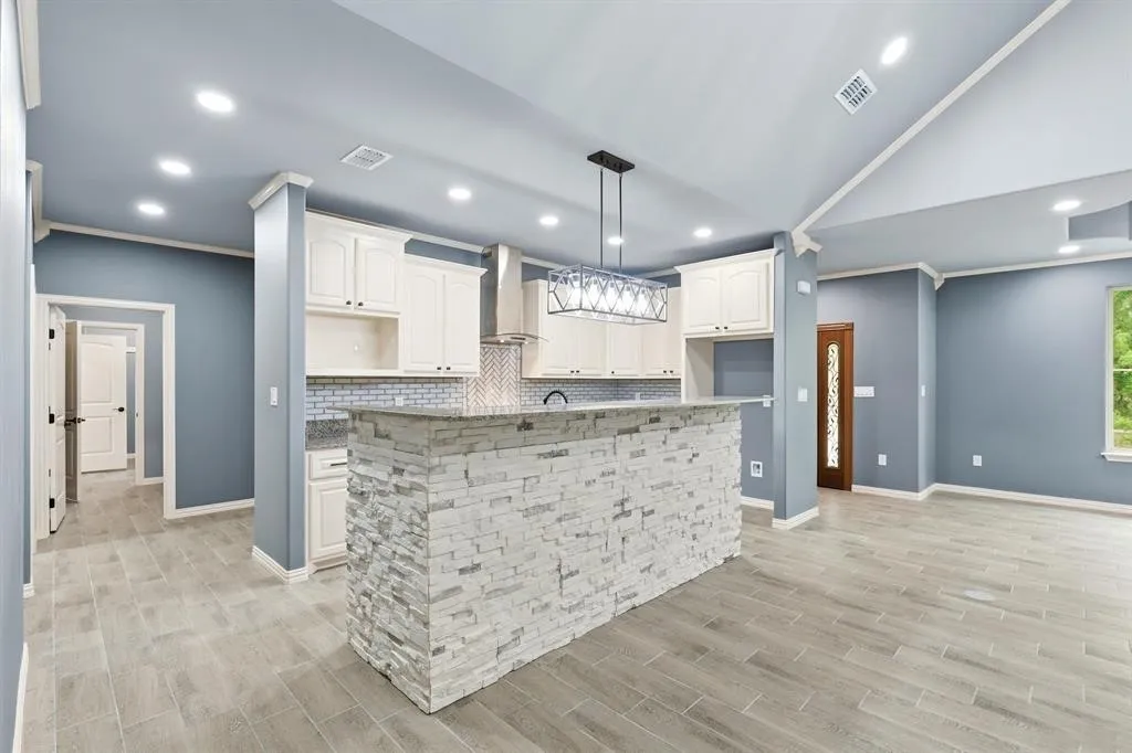 Single Family Residence For Sale in Titus County , 437 County Road 1660, Mt Pleasant, Texas 75455, 3 Bedroom, 3 Bathroom, 2 Garage spaces, 2,105 Sqft, built in 2025, New Construction - Complete, Price $475,000, mls#21255595, Real Estate Agent in Mt Pleasant, Homes For Sale in Titus county, Homes For Sale in Mt Pleasant, Realtor in Mt Pleasant Texas, Real Estate Brokerage Independent Realty Texas, Luminita Cordes Realtor