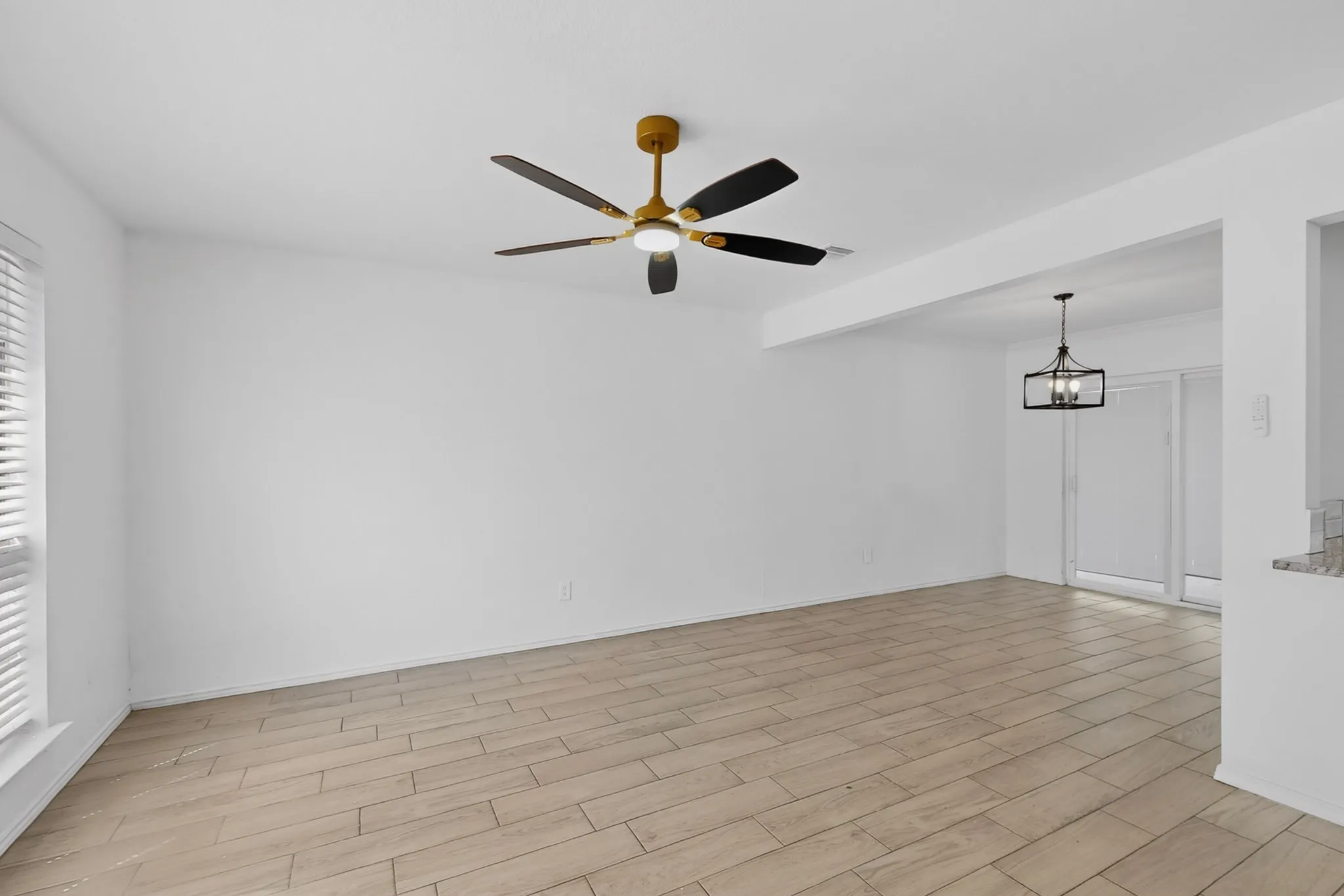 Single Family Residence For Rent in Dallas County , 2302 Dana Drive, Rowlett, Texas 75088, 4 Bedrooms, 4 Bathrooms, 2 Garage spaces, 2,223 Sqft, built in 1991, Price $2,900, mls#21256346, Real Estate Agent in Rowlett, Homes For Rent in Dallas county, Homes For Rent in Rowlett, Realtor in Rowlett Texas, Real Estate Brokerage Independent Realty Texas, Luminita Cordes Realtor