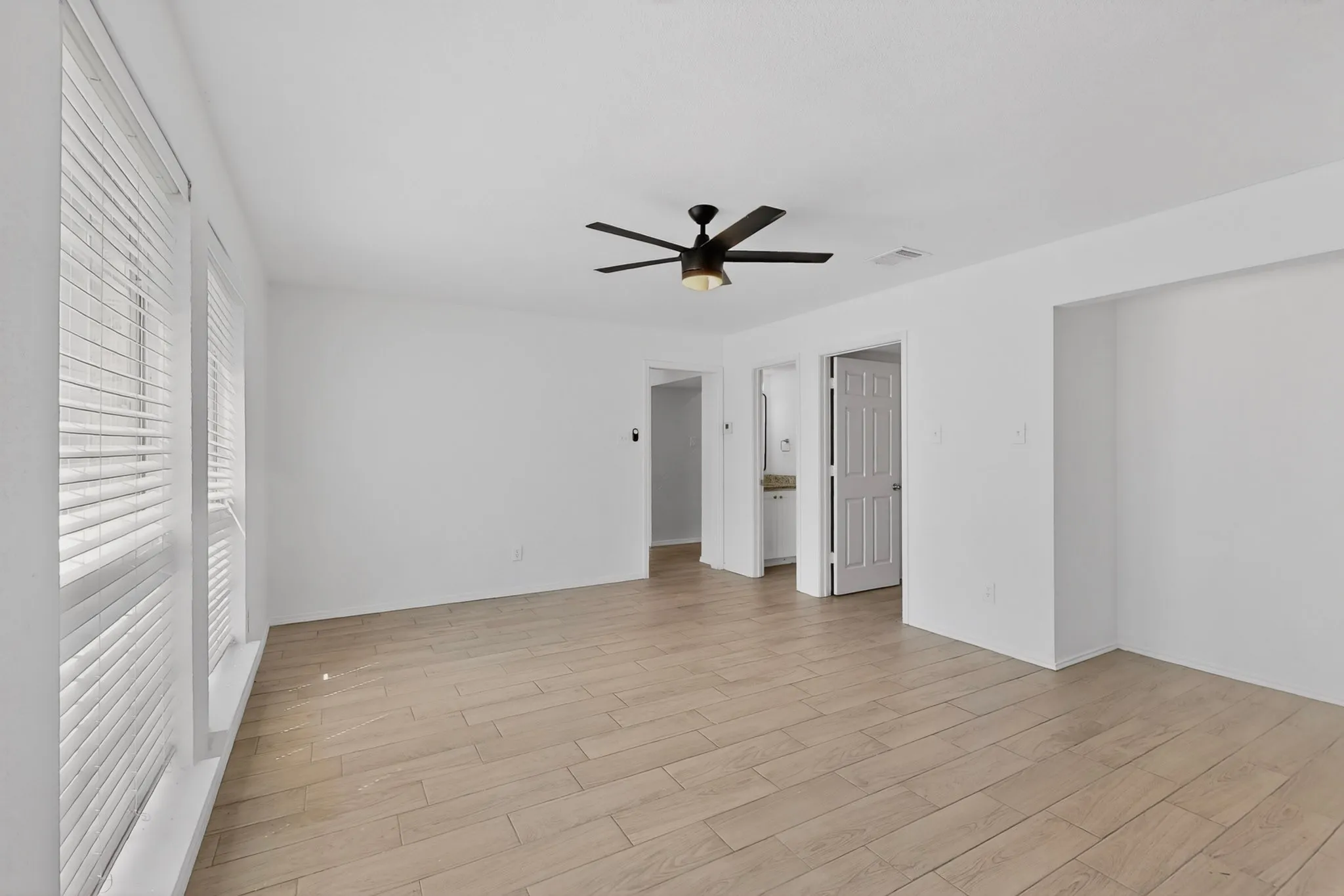 Single Family Residence For Rent in Dallas County , 2302 Dana Drive, Rowlett, Texas 75088, 4 Bedrooms, 4 Bathrooms, 2 Garage spaces, 2,223 Sqft, built in 1991, Price $2,900, mls#21256346, Real Estate Agent in Rowlett, Homes For Rent in Dallas county, Homes For Rent in Rowlett, Realtor in Rowlett Texas, Real Estate Brokerage Independent Realty Texas, Luminita Cordes Realtor