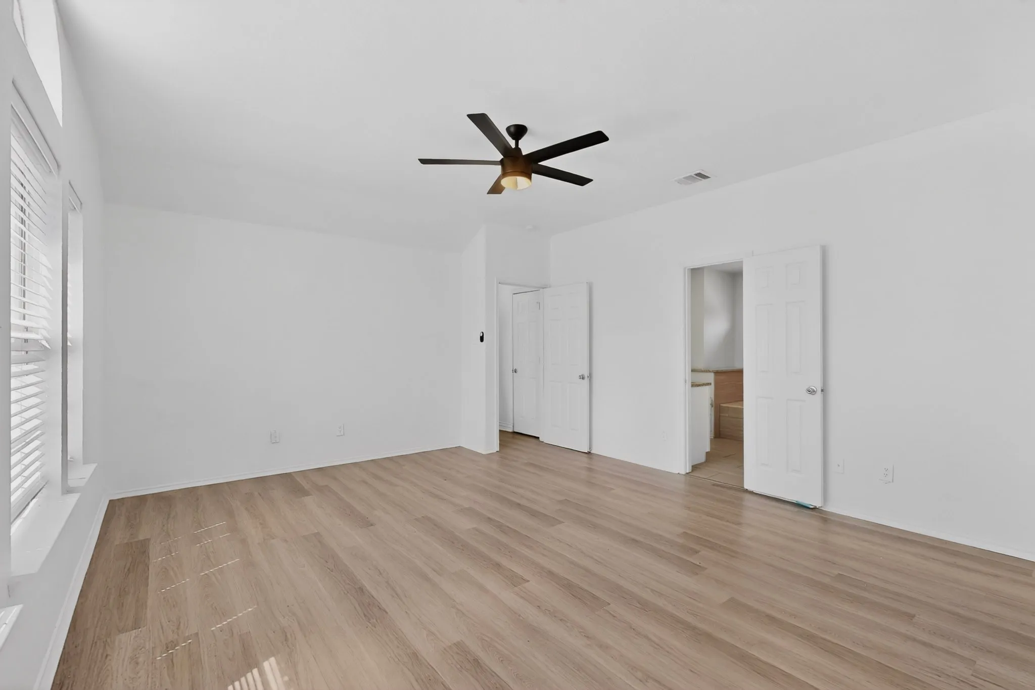 Single Family Residence For Rent in Dallas County , 2302 Dana Drive, Rowlett, Texas 75088, 4 Bedrooms, 4 Bathrooms, 2 Garage spaces, 2,223 Sqft, built in 1991, Price $2,900, mls#21256346, Real Estate Agent in Rowlett, Homes For Rent in Dallas county, Homes For Rent in Rowlett, Realtor in Rowlett Texas, Real Estate Brokerage Independent Realty Texas, Luminita Cordes Realtor