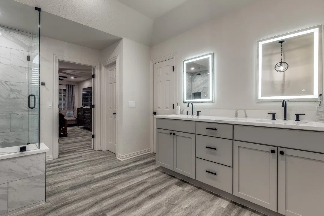 Single Family Residence For Sale in Dallas County , 3304 Inwood Road, Dallas, Texas 75235, 4 Bedroom, 3 Bathroom, 2 Garage spaces, 2,420 Sqft, built in 2001, mls#21253745, Real Estate Agent in Dallas, Homes For Sale in Dallas county, Homes For Sale in Dallas, Realtor in Dallas Texas, Real Estate Brokerage Independent Realty Texas, Luminita Cordes Realtor