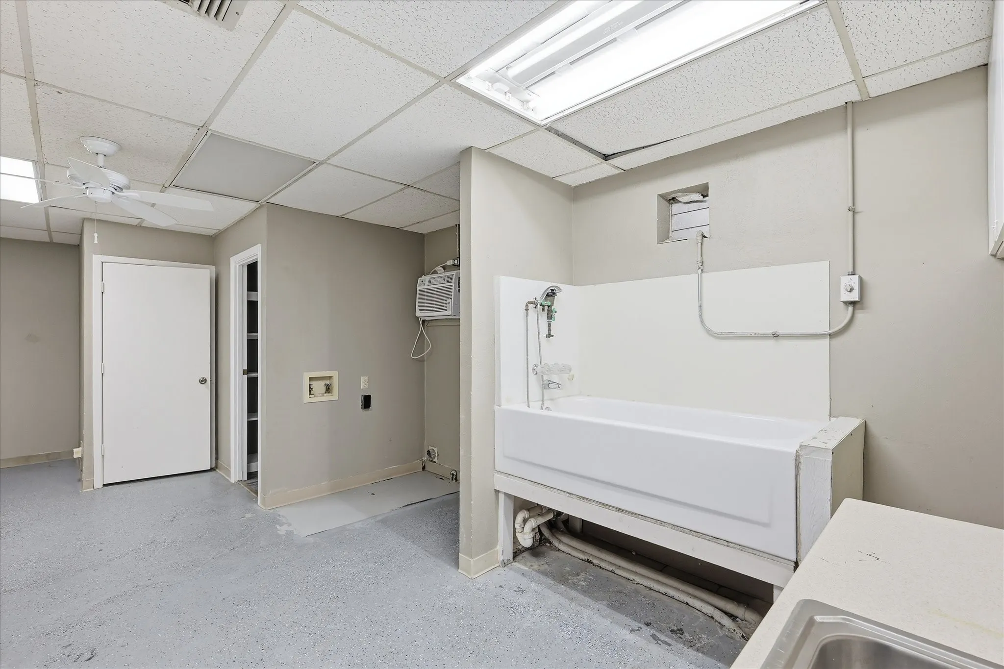 Office For Rent in Collin County , 2145 W Park Boulevard, Plano, Texas 75075, 0, 0, Garage spaces, 1,596 Sqft, built in 1978, Preowned, Price $17, mls#21255017, Real Estate Agent in Plano, Homes For Rent in Collin county, Homes For Rent in Plano, Realtor in Plano Texas, Real Estate Brokerage Independent Realty Texas, Luminita Cordes Realtor