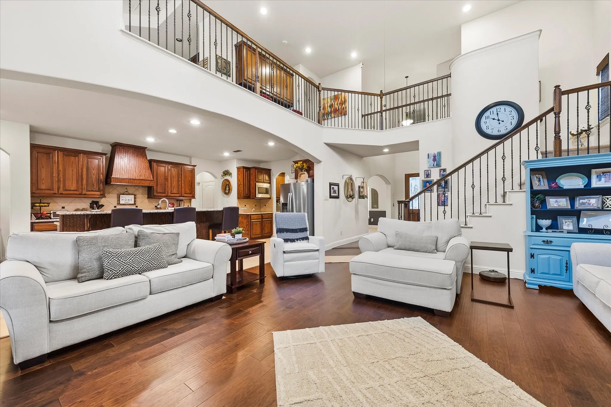 Single Family Residence For Sale in Kaufman County , 1056 Knoxbridge Road, Forney, Texas 75126, 4 Bedroom, 3 Bathroom, 2 Garage spaces, 3,343 Sqft, built in 2013, Preowned, mls#21256380, Real Estate Agent in Forney, Homes For Sale in Kaufman county, Homes For Sale in Forney, Realtor in Forney Texas, Real Estate Brokerage Independent Realty Texas, Luminita Cordes Realtor