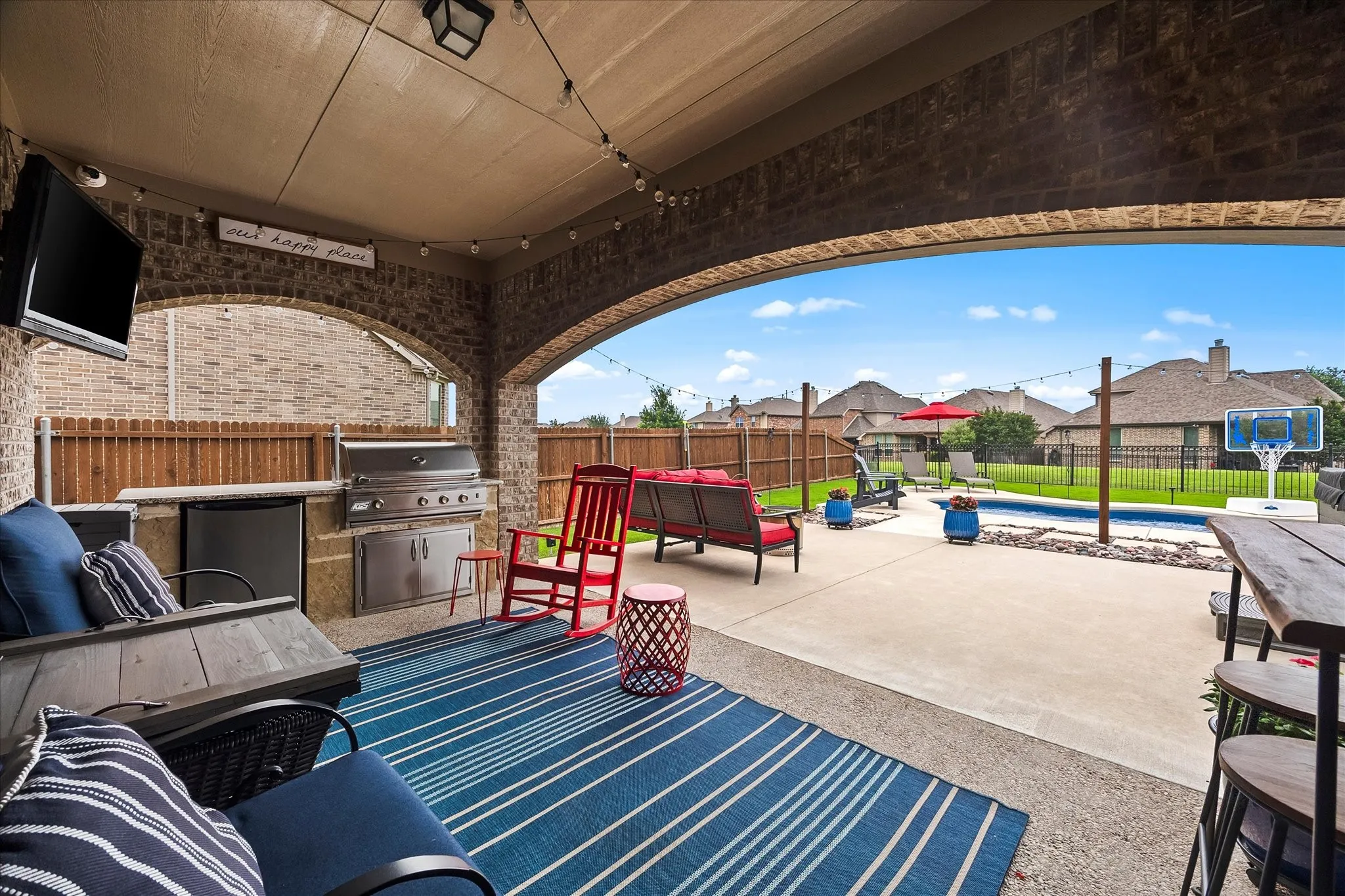 Single Family Residence For Sale in Kaufman County , 1056 Knoxbridge Road, Forney, Texas 75126, 4 Bedroom, 3 Bathroom, 2 Garage spaces, 3,343 Sqft, built in 2013, Preowned, mls#21256380, Real Estate Agent in Forney, Homes For Sale in Kaufman county, Homes For Sale in Forney, Realtor in Forney Texas, Real Estate Brokerage Independent Realty Texas, Luminita Cordes Realtor