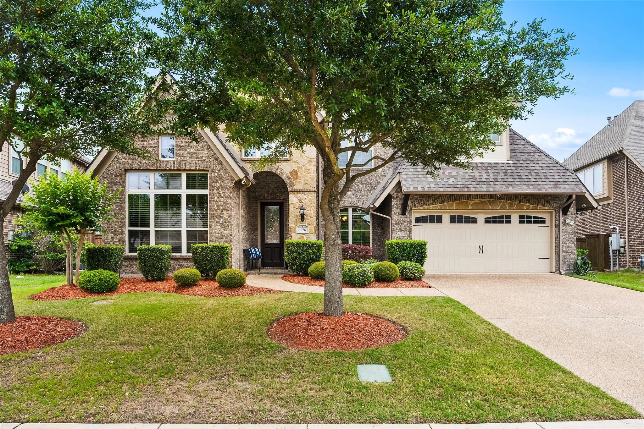 Single Family Residence For Sale in Kaufman County , 1056 Knoxbridge Road, Forney, Texas 75126, 4 Bedroom, 3 Bathroom, 2 Garage spaces, 3,343 Sqft, built in 2013, Preowned, mls#21256380, Real Estate Agent in Forney, Homes For Sale in Kaufman county, Homes For Sale in Forney, Realtor in Forney Texas, Real Estate Brokerage Independent Realty Texas, Luminita Cordes Realtor