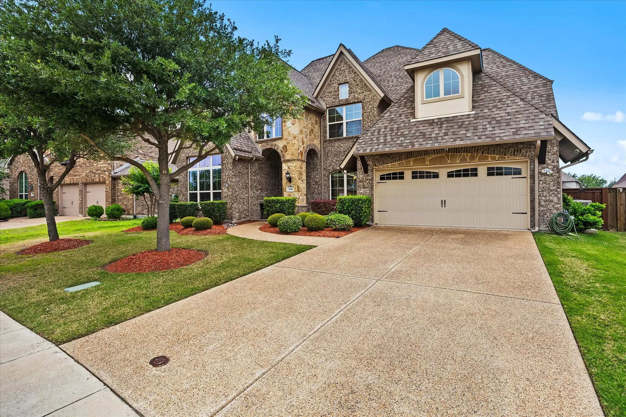 Single Family Residence For Sale in Kaufman County , 1056 Knoxbridge Road, Forney, Texas 75126, 4 Bedroom, 3 Bathroom, 2 Garage spaces, 3,343 Sqft, built in 2013, Preowned, mls#21256380, Real Estate Agent in Forney, Homes For Sale in Kaufman county, Homes For Sale in Forney, Realtor in Forney Texas, Real Estate Brokerage Independent Realty Texas, Luminita Cordes Realtor
