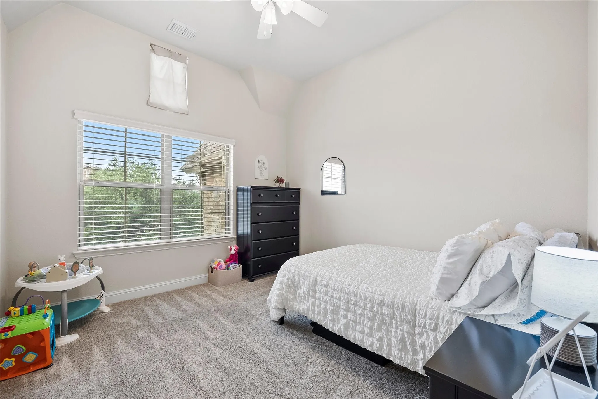 Single Family Residence For Sale in Kaufman County , 1056 Knoxbridge Road, Forney, Texas 75126, 4 Bedroom, 3 Bathroom, 2 Garage spaces, 3,343 Sqft, built in 2013, Preowned, mls#21256380, Real Estate Agent in Forney, Homes For Sale in Kaufman county, Homes For Sale in Forney, Realtor in Forney Texas, Real Estate Brokerage Independent Realty Texas, Luminita Cordes Realtor