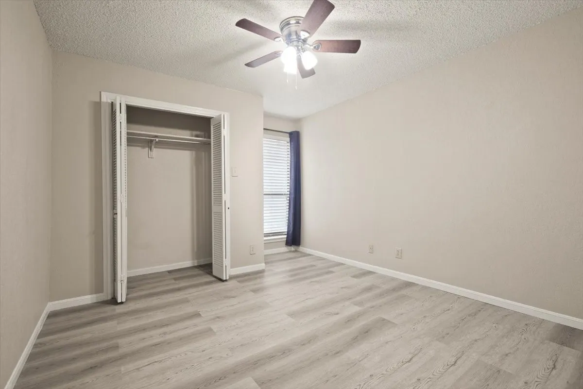 Condominium For Sale in Tarrant County , 1201 Harwell Drive 225, Arlington, Texas 76011, 2 Bedroom, 2 Bathroom, Garage spaces, 1,229 Sqft, built in 1981, Preowned, mls#21255074, Real Estate Agent in Arlington, Homes For Sale in Tarrant county, Homes For Sale in Arlington, Realtor in Arlington Texas, Real Estate Brokerage Independent Realty Texas, Luminita Cordes Realtor
