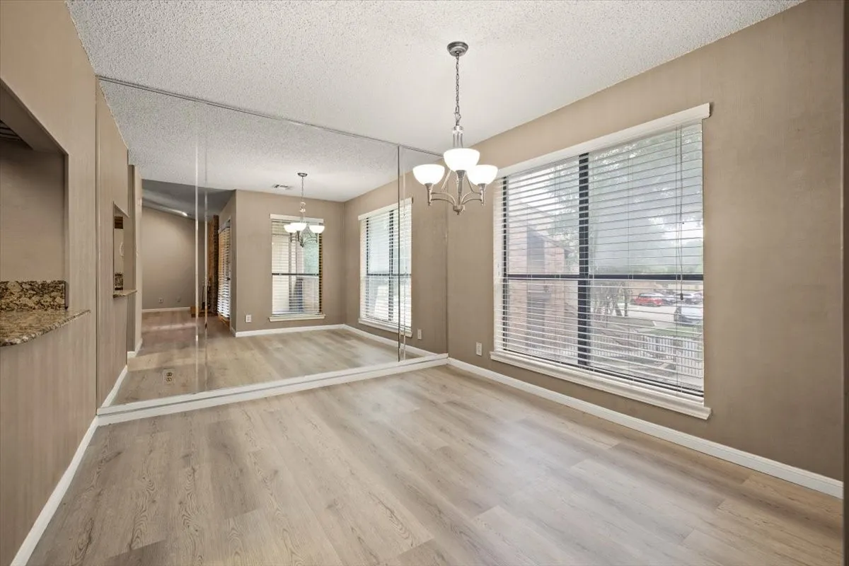 Condominium For Sale in Tarrant County , 1201 Harwell Drive 225, Arlington, Texas 76011, 2 Bedroom, 2 Bathroom, Garage spaces, 1,229 Sqft, built in 1981, Preowned, mls#21255074, Real Estate Agent in Arlington, Homes For Sale in Tarrant county, Homes For Sale in Arlington, Realtor in Arlington Texas, Real Estate Brokerage Independent Realty Texas, Luminita Cordes Realtor