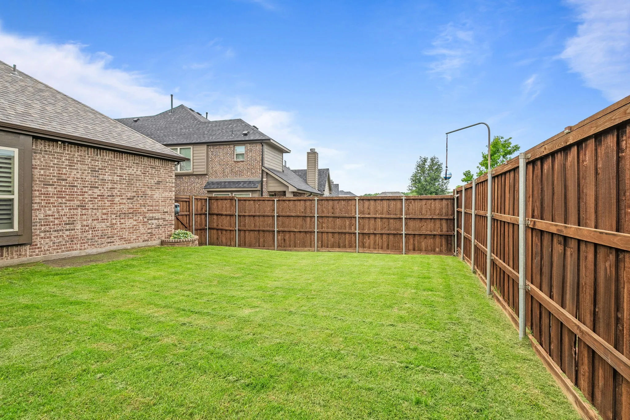 Single Family Residence For Sale in Collin County , 4507 Mimosa Drive, Melissa, Texas 75454, 4 Bedroom, 3 Bathroom, 2 Garage spaces, 3,460 Sqft, built in 2016, mls#21256330, Real Estate Agent in Melissa, Homes For Sale in Collin county, Homes For Sale in Melissa, Realtor in Melissa Texas, Real Estate Brokerage Independent Realty Texas, Luminita Cordes Realtor