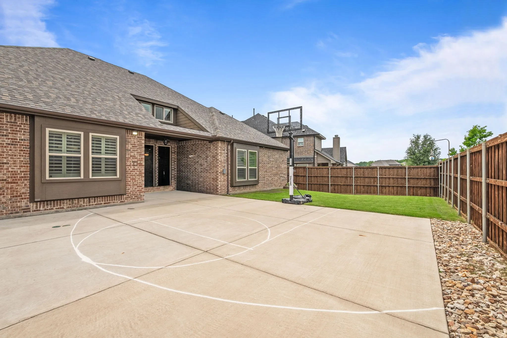 Single Family Residence For Sale in Collin County , 4507 Mimosa Drive, Melissa, Texas 75454, 4 Bedroom, 3 Bathroom, 2 Garage spaces, 3,460 Sqft, built in 2016, mls#21256330, Real Estate Agent in Melissa, Homes For Sale in Collin county, Homes For Sale in Melissa, Realtor in Melissa Texas, Real Estate Brokerage Independent Realty Texas, Luminita Cordes Realtor