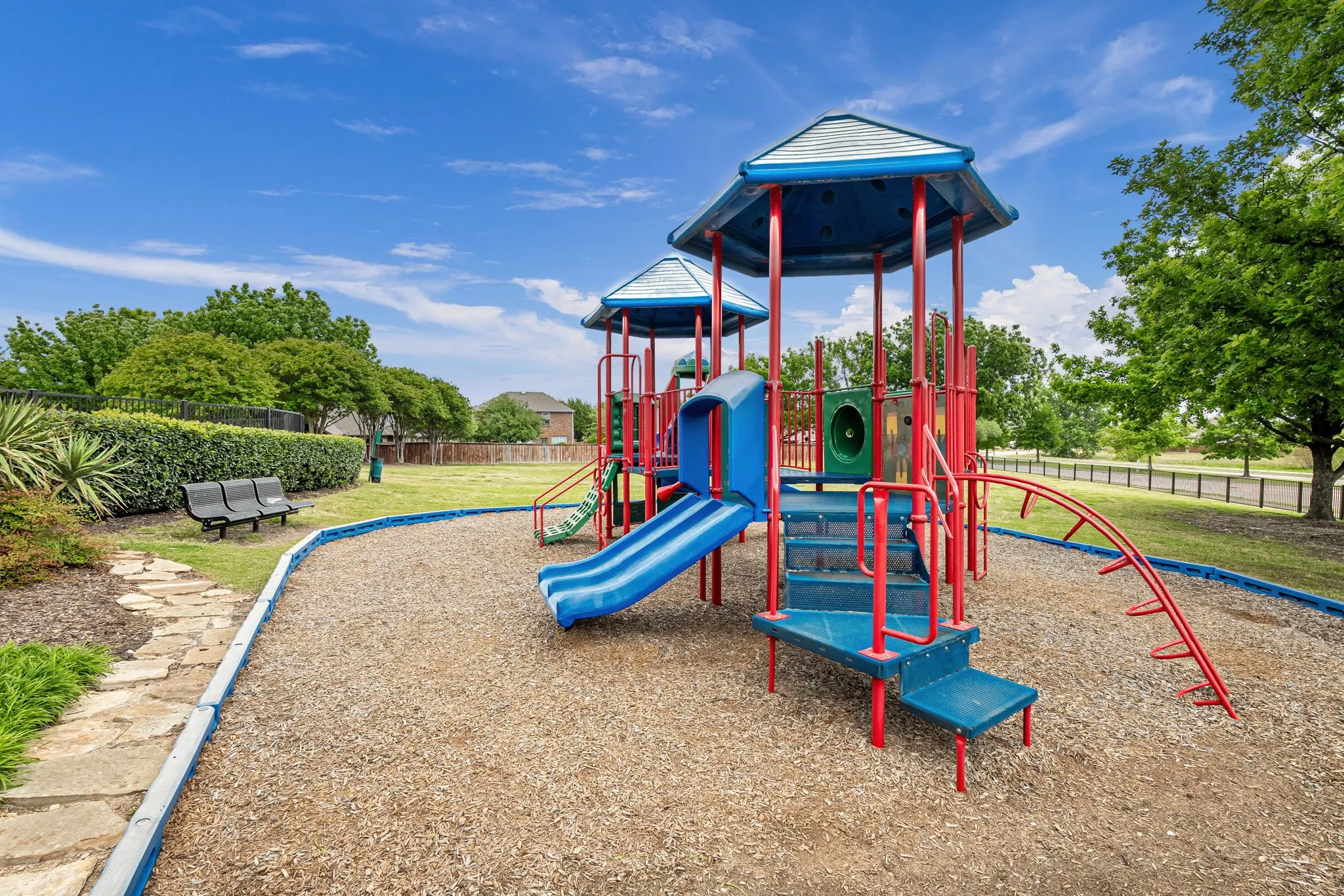 Single Family Residence For Sale in Collin County , 4507 Mimosa Drive, Melissa, Texas 75454, 4 Bedroom, 3 Bathroom, 2 Garage spaces, 3,460 Sqft, built in 2016, mls#21256330, Real Estate Agent in Melissa, Homes For Sale in Collin county, Homes For Sale in Melissa, Realtor in Melissa Texas, Real Estate Brokerage Independent Realty Texas, Luminita Cordes Realtor