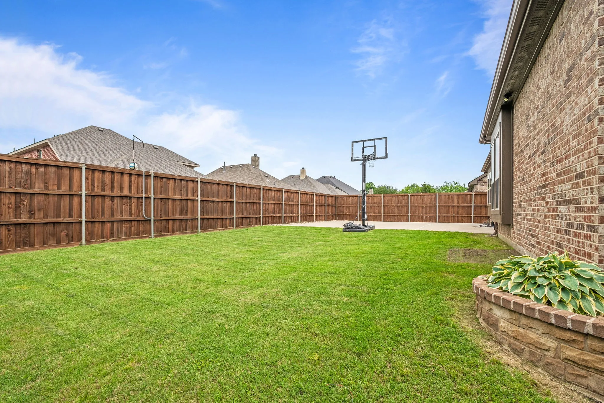 Single Family Residence For Sale in Collin County , 4507 Mimosa Drive, Melissa, Texas 75454, 4 Bedroom, 3 Bathroom, 2 Garage spaces, 3,460 Sqft, built in 2016, mls#21256330, Real Estate Agent in Melissa, Homes For Sale in Collin county, Homes For Sale in Melissa, Realtor in Melissa Texas, Real Estate Brokerage Independent Realty Texas, Luminita Cordes Realtor