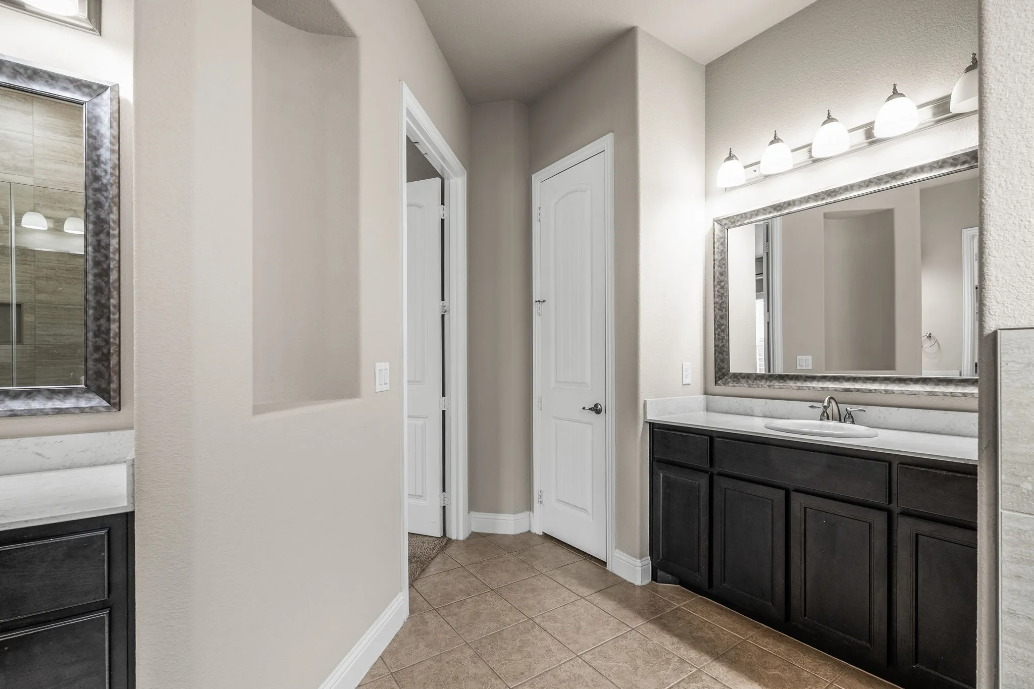 Single Family Residence For Sale in Collin County , 4507 Mimosa Drive, Melissa, Texas 75454, 4 Bedroom, 3 Bathroom, 2 Garage spaces, 3,460 Sqft, built in 2016, mls#21256330, Real Estate Agent in Melissa, Homes For Sale in Collin county, Homes For Sale in Melissa, Realtor in Melissa Texas, Real Estate Brokerage Independent Realty Texas, Luminita Cordes Realtor