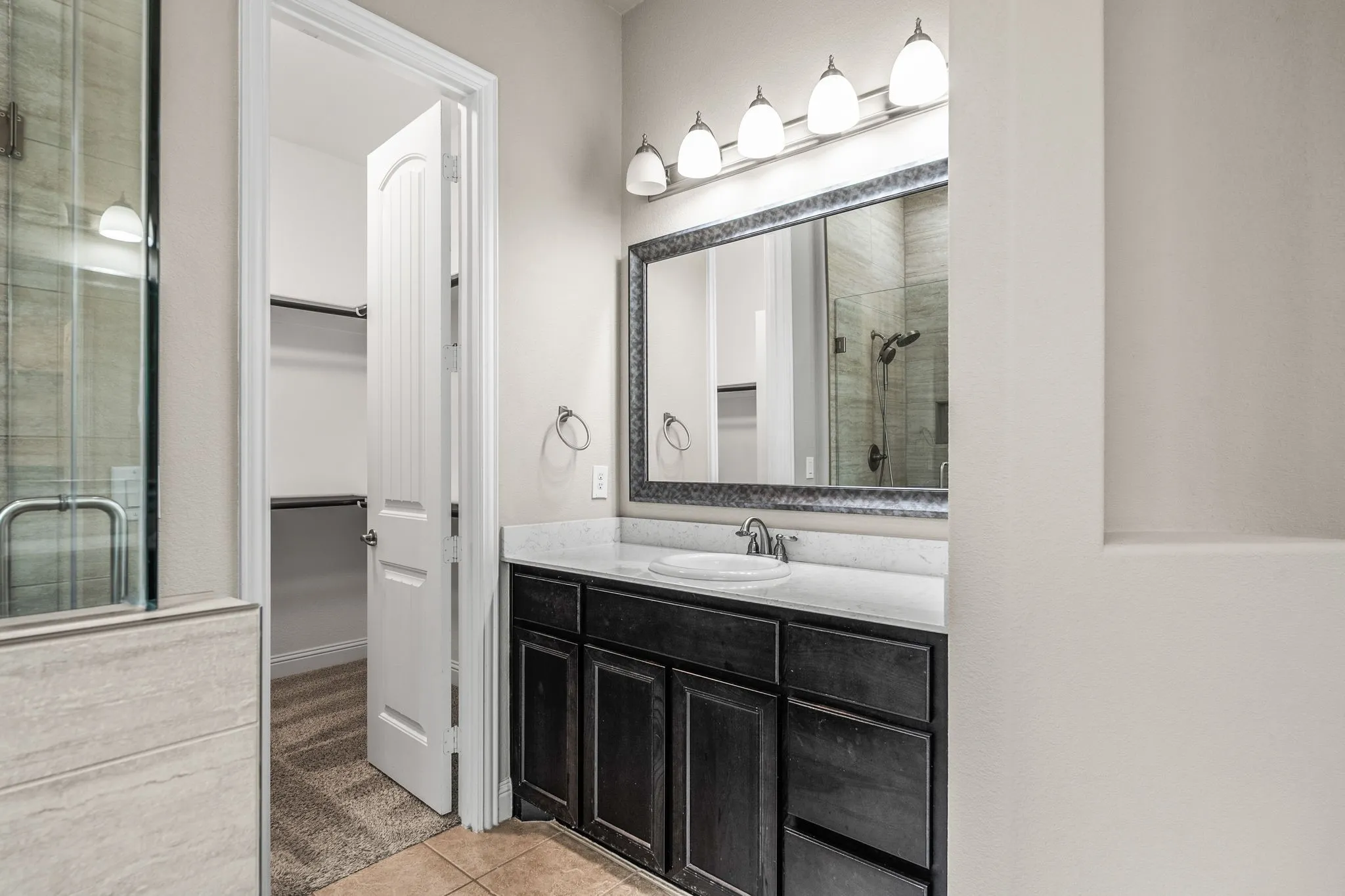 Single Family Residence For Sale in Collin County , 4507 Mimosa Drive, Melissa, Texas 75454, 4 Bedroom, 3 Bathroom, 2 Garage spaces, 3,460 Sqft, built in 2016, mls#21256330, Real Estate Agent in Melissa, Homes For Sale in Collin county, Homes For Sale in Melissa, Realtor in Melissa Texas, Real Estate Brokerage Independent Realty Texas, Luminita Cordes Realtor
