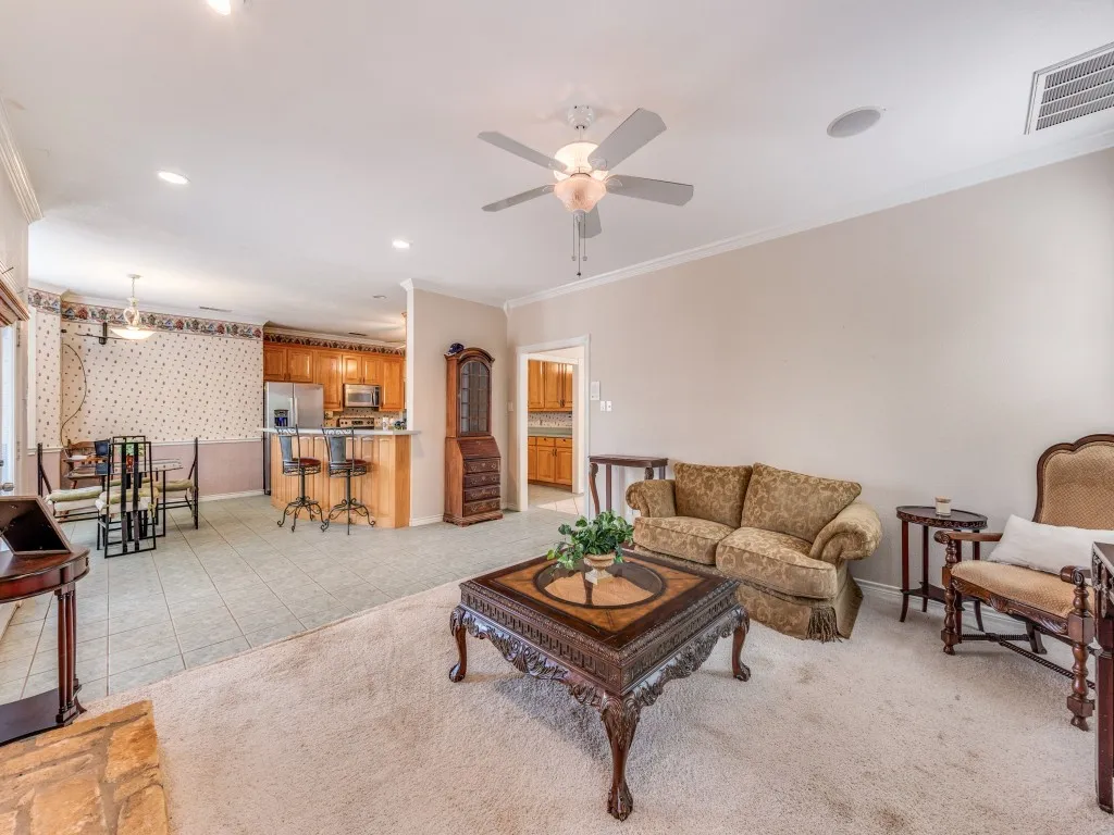 Single Family Residence For Sale in Grayson County , 12900 Fm 121 W, Van Alstyne, Texas 75495, 6 Bedrooms, 4 Bathrooms, 10 Garage spaces, 8,454 Sqft, built in 2000, Price $1,599,900, mls#21251461, Real Estate Agent in Van Alstyne, Homes For Sale in Grayson county, Homes For Sale in Van Alstyne, Realtor in Van Alstyne Texas, Real Estate Brokerage Independent Realty Texas, Luminita Cordes Realtor