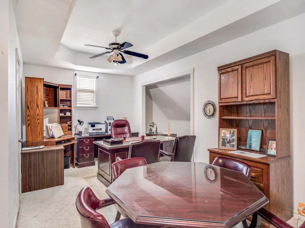 Single Family Residence For Sale in Grayson County , 12900 Fm 121 W, Van Alstyne, Texas 75495, 6 Bedrooms, 4 Bathrooms, 10 Garage spaces, 8,454 Sqft, built in 2000, Price $1,599,900, mls#21251461, Real Estate Agent in Van Alstyne, Homes For Sale in Grayson county, Homes For Sale in Van Alstyne, Realtor in Van Alstyne Texas, Real Estate Brokerage Independent Realty Texas, Luminita Cordes Realtor