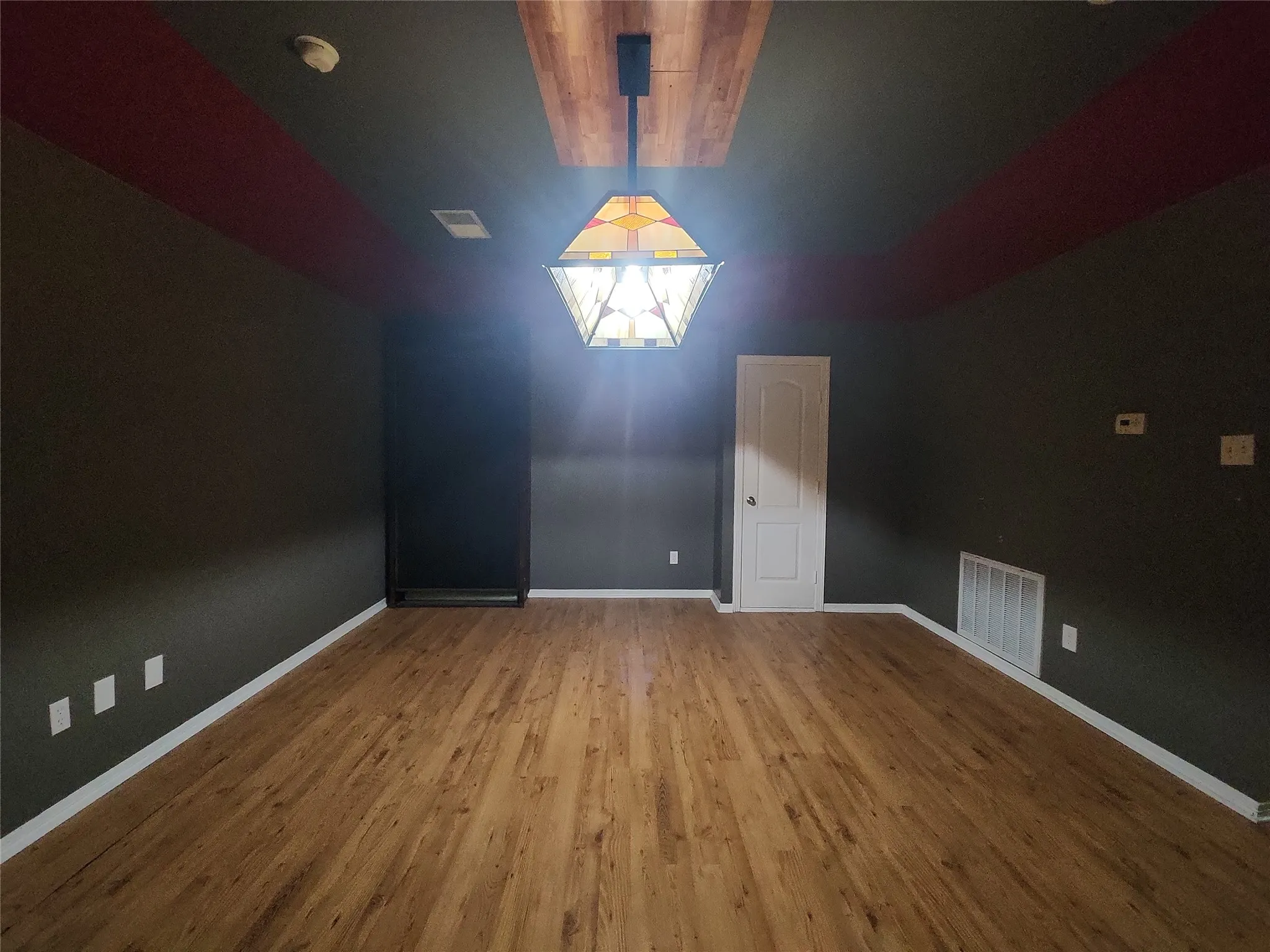 Single Family Residence For Sale in Johnson County , 7009 Turnberry Drive, Cleburne, Texas 76033, 4 Bedroom, 2 Bathroom, 2 Garage spaces, 2,410 Sqft, built in 2005, mls#21256373, Real Estate Agent in Cleburne, Homes For Sale in Johnson county, Homes For Sale in Cleburne, Realtor in Cleburne Texas, Real Estate Brokerage Independent Realty Texas, Luminita Cordes Realtor