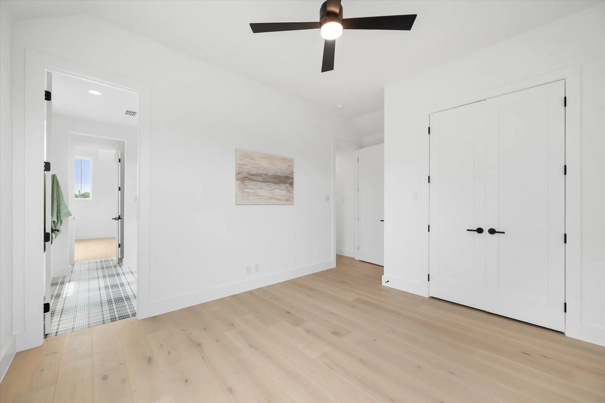 Single Family Residence For Sale in Denton County , 204 N Pine Street, Roanoke, Texas 76262, 4 Bedroom, 4 Bathroom, 2 Garage spaces, 3,219 Sqft, built in 2025, New Construction - Complete, mls#21256113, Real Estate Agent in Roanoke, Homes For Sale in Denton county, Homes For Sale in Roanoke, Realtor in Roanoke Texas, Real Estate Brokerage Independent Realty Texas, Luminita Cordes Realtor