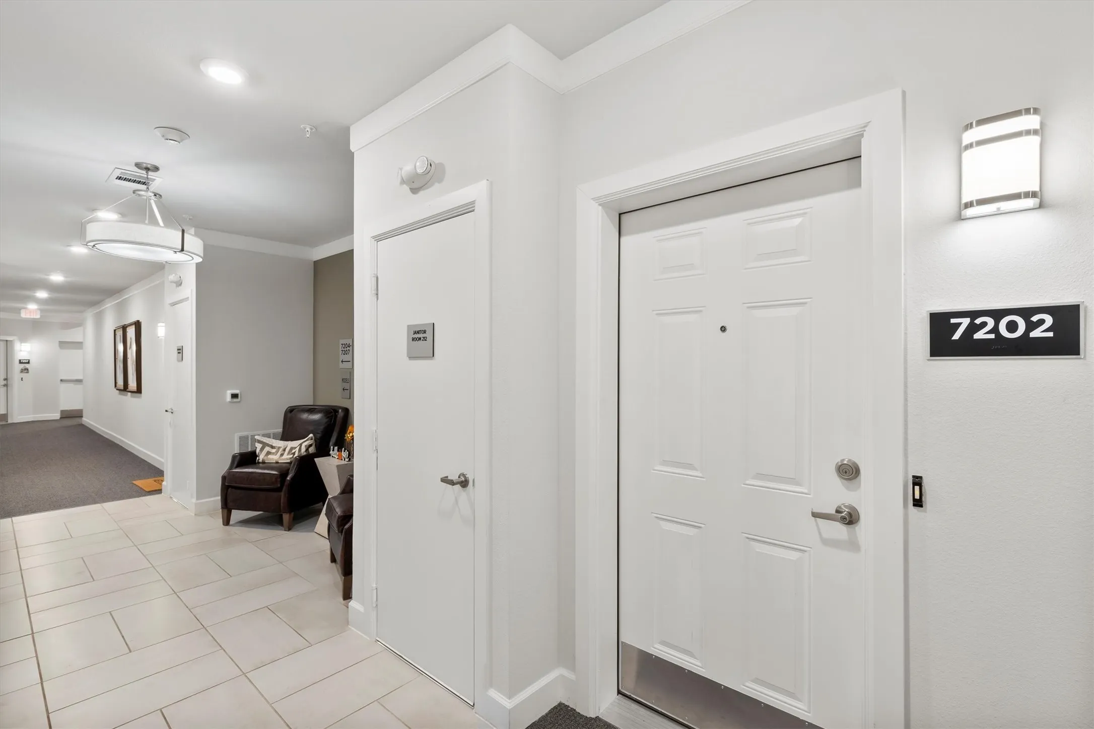 Condominium For Sale in Collin County , 651 N Watters Road 7202, Allen, Texas 75013, 2 Bedroom, 2 Bathroom, 1 Garage spaces, 1,709 Sqft, built in 2019, Preowned, mls#21256447, Real Estate Agent in Allen, Homes For Sale in Collin county, Homes For Sale in Allen, Realtor in Allen Texas, Real Estate Brokerage Independent Realty Texas, Luminita Cordes Realtor