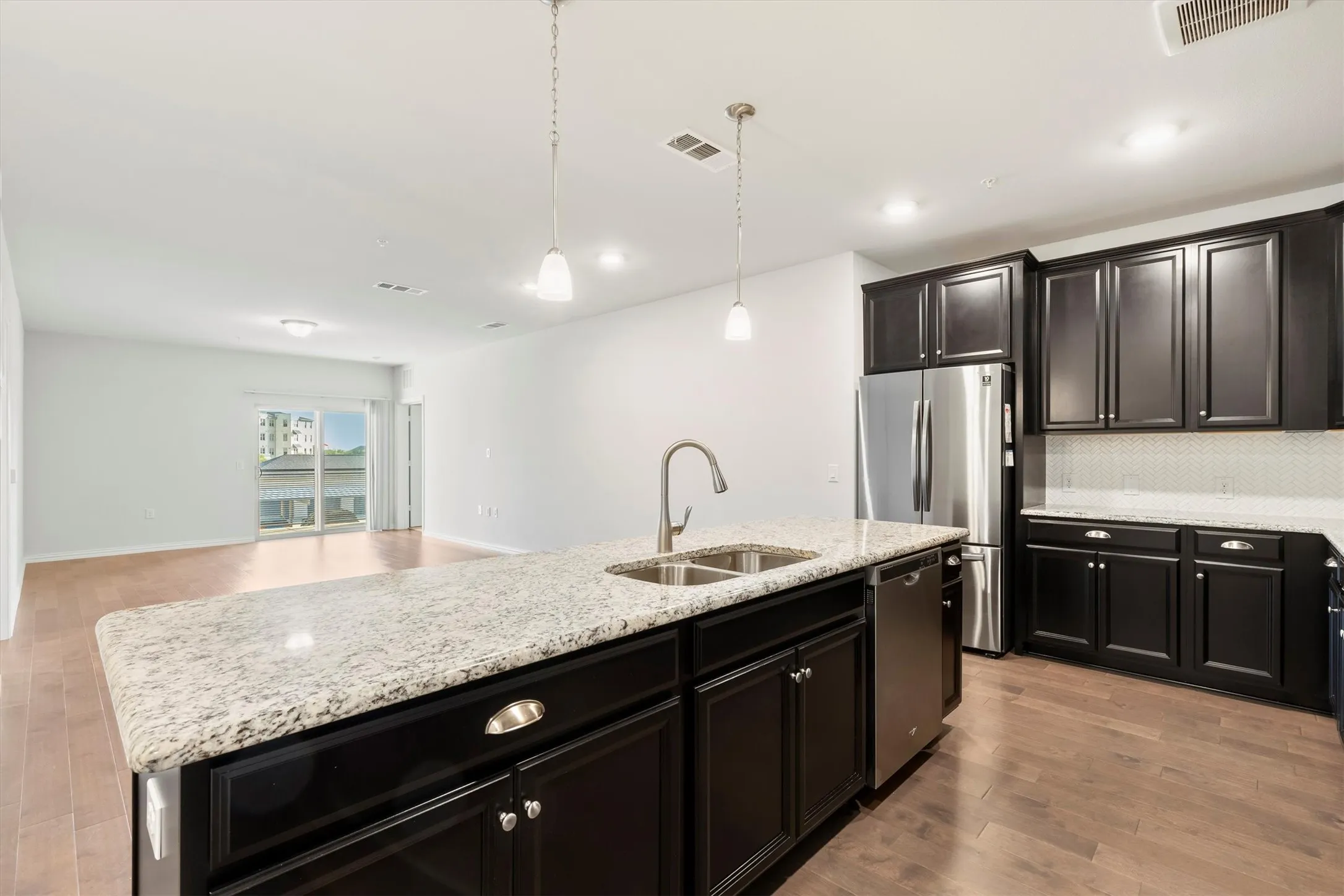 Condominium For Sale in Collin County , 651 N Watters Road 7202, Allen, Texas 75013, 2 Bedroom, 2 Bathroom, 1 Garage spaces, 1,709 Sqft, built in 2019, Preowned, mls#21256447, Real Estate Agent in Allen, Homes For Sale in Collin county, Homes For Sale in Allen, Realtor in Allen Texas, Real Estate Brokerage Independent Realty Texas, Luminita Cordes Realtor