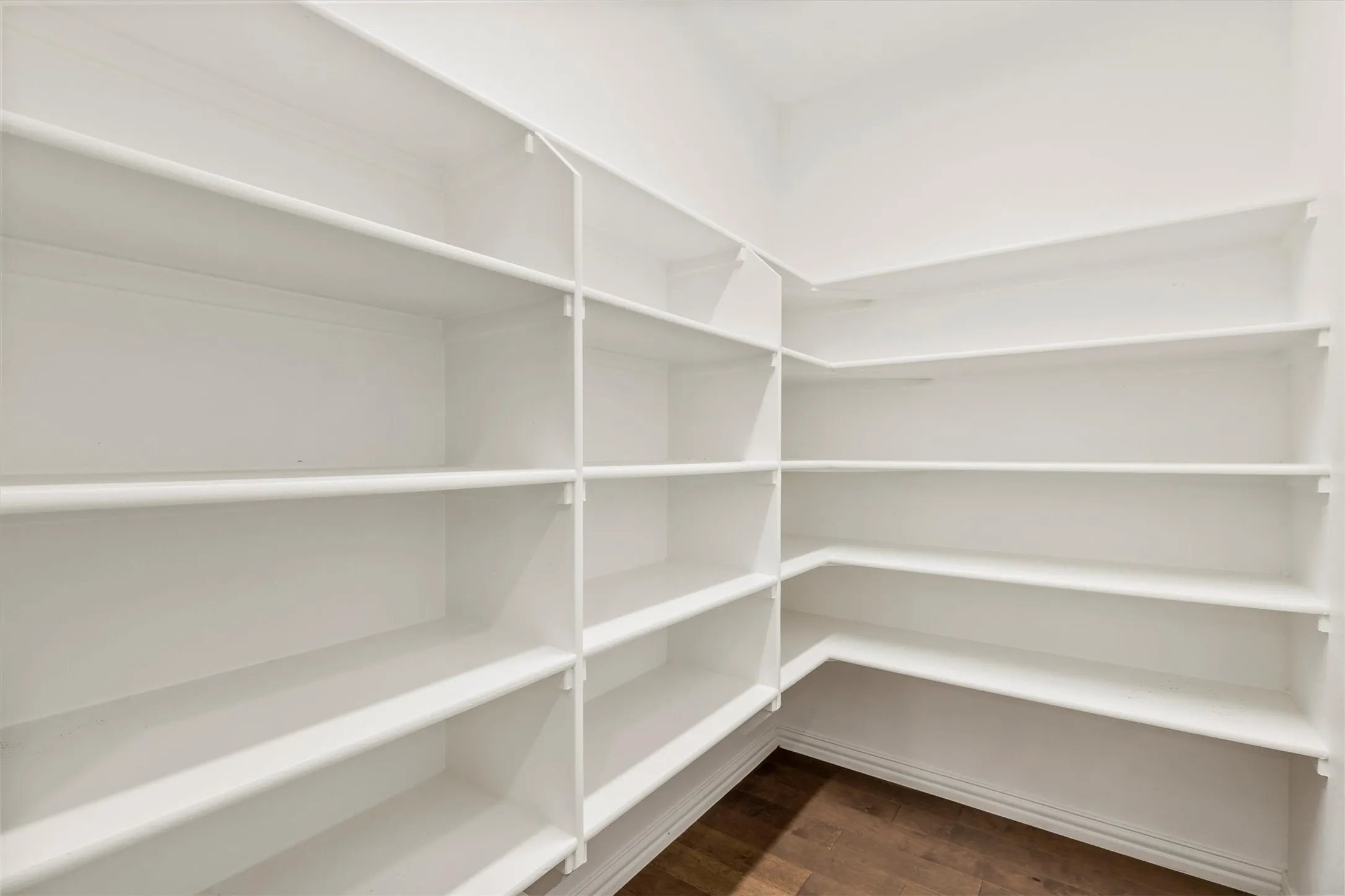 Condominium For Sale in Collin County , 651 N Watters Road 7202, Allen, Texas 75013, 2 Bedroom, 2 Bathroom, 1 Garage spaces, 1,709 Sqft, built in 2019, Preowned, mls#21256447, Real Estate Agent in Allen, Homes For Sale in Collin county, Homes For Sale in Allen, Realtor in Allen Texas, Real Estate Brokerage Independent Realty Texas, Luminita Cordes Realtor