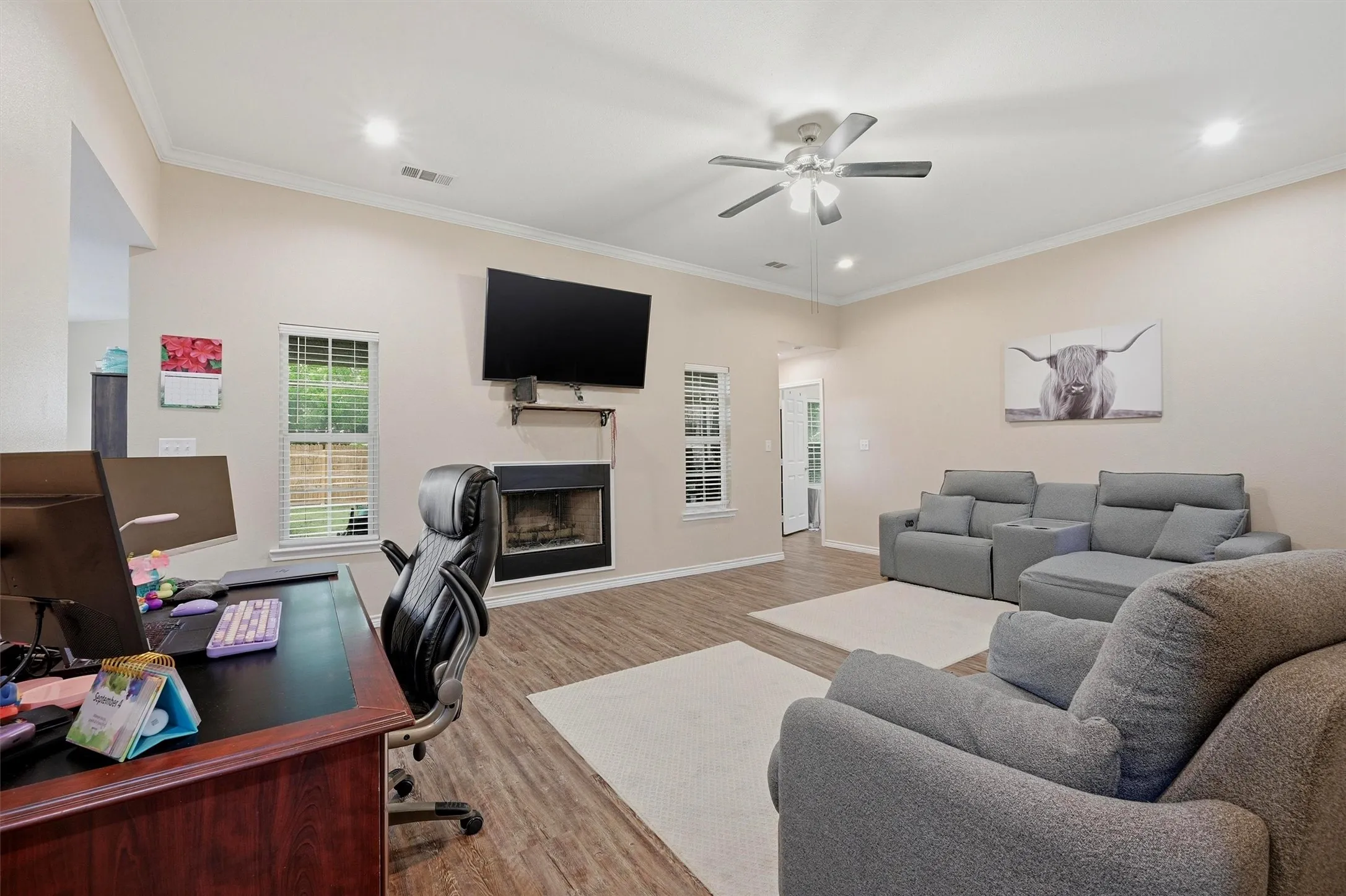 Single Family Residence For Sale in Grayson County , 508 Simpson Drive, Sherman, Texas 75092, 3 Bedroom, 2 Bathroom, 2 Garage spaces, 1,490 Sqft, built in 2019, mls#21255807, Real Estate Agent in Sherman, Homes For Sale in Grayson county, Homes For Sale in Sherman, Realtor in Sherman Texas, Real Estate Brokerage Independent Realty Texas, Luminita Cordes Realtor