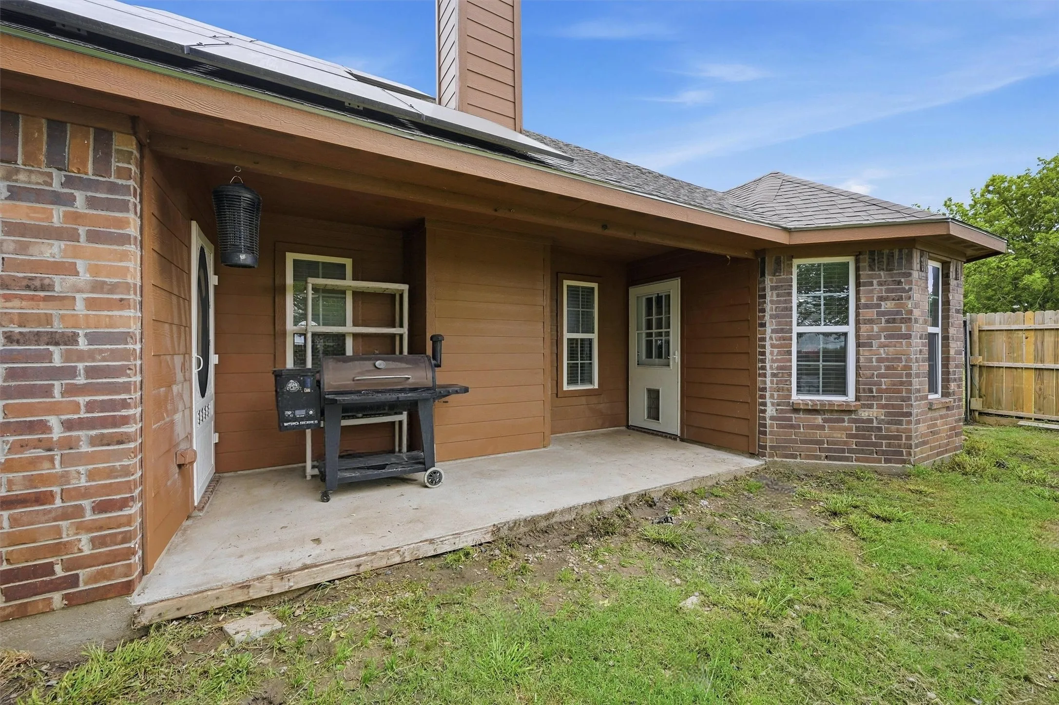 Single Family Residence For Sale in Grayson County , 508 Simpson Drive, Sherman, Texas 75092, 3 Bedroom, 2 Bathroom, 2 Garage spaces, 1,490 Sqft, built in 2019, mls#21255807, Real Estate Agent in Sherman, Homes For Sale in Grayson county, Homes For Sale in Sherman, Realtor in Sherman Texas, Real Estate Brokerage Independent Realty Texas, Luminita Cordes Realtor