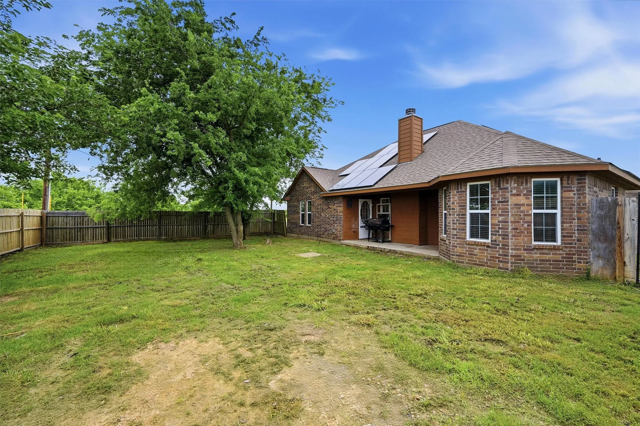 Single Family Residence For Sale in Grayson County , 508 Simpson Drive, Sherman, Texas 75092, 3 Bedroom, 2 Bathroom, 2 Garage spaces, 1,490 Sqft, built in 2019, mls#21255807, Real Estate Agent in Sherman, Homes For Sale in Grayson county, Homes For Sale in Sherman, Realtor in Sherman Texas, Real Estate Brokerage Independent Realty Texas, Luminita Cordes Realtor