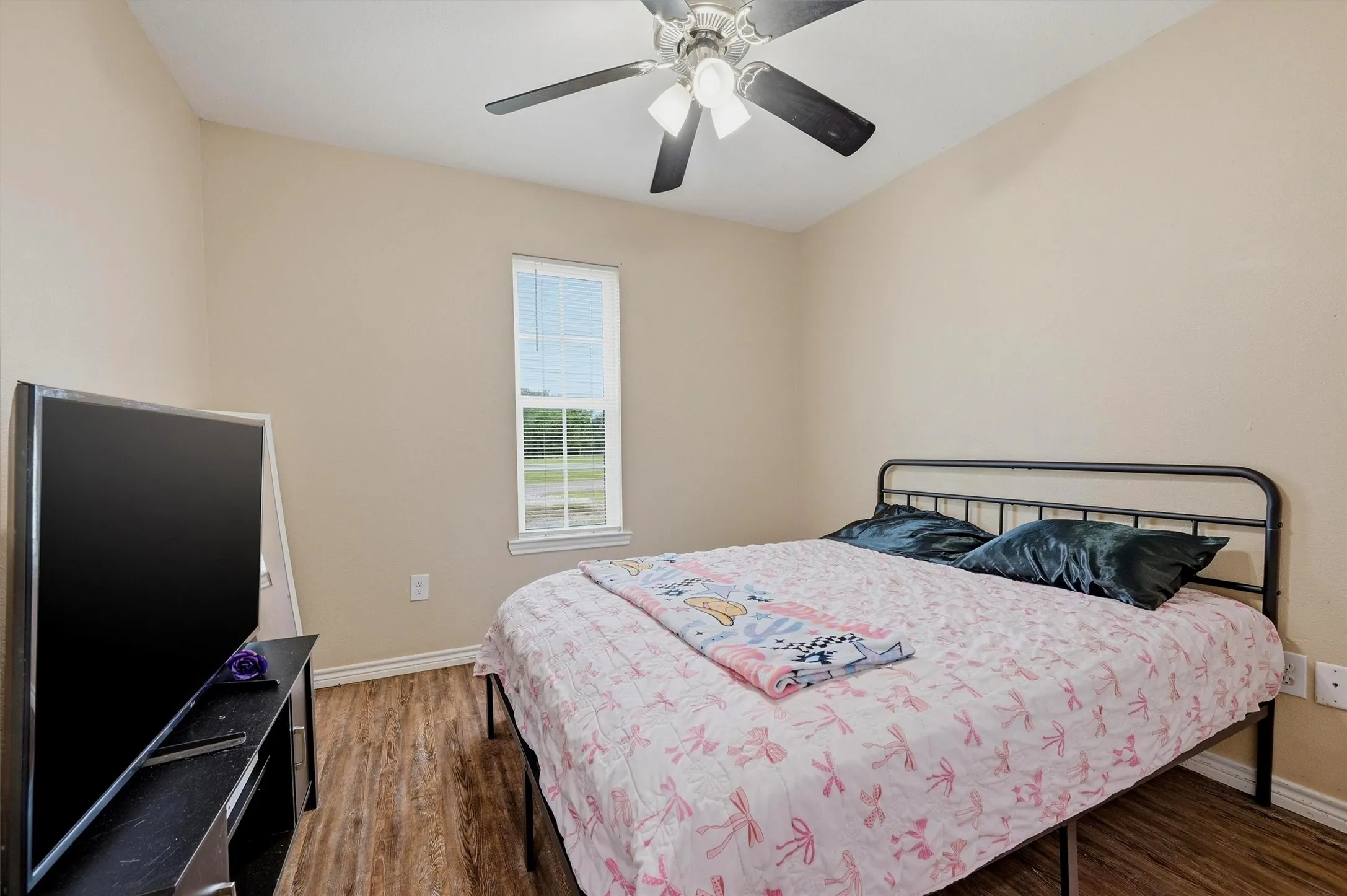 Single Family Residence For Sale in Grayson County , 508 Simpson Drive, Sherman, Texas 75092, 3 Bedroom, 2 Bathroom, 2 Garage spaces, 1,490 Sqft, built in 2019, mls#21255807, Real Estate Agent in Sherman, Homes For Sale in Grayson county, Homes For Sale in Sherman, Realtor in Sherman Texas, Real Estate Brokerage Independent Realty Texas, Luminita Cordes Realtor