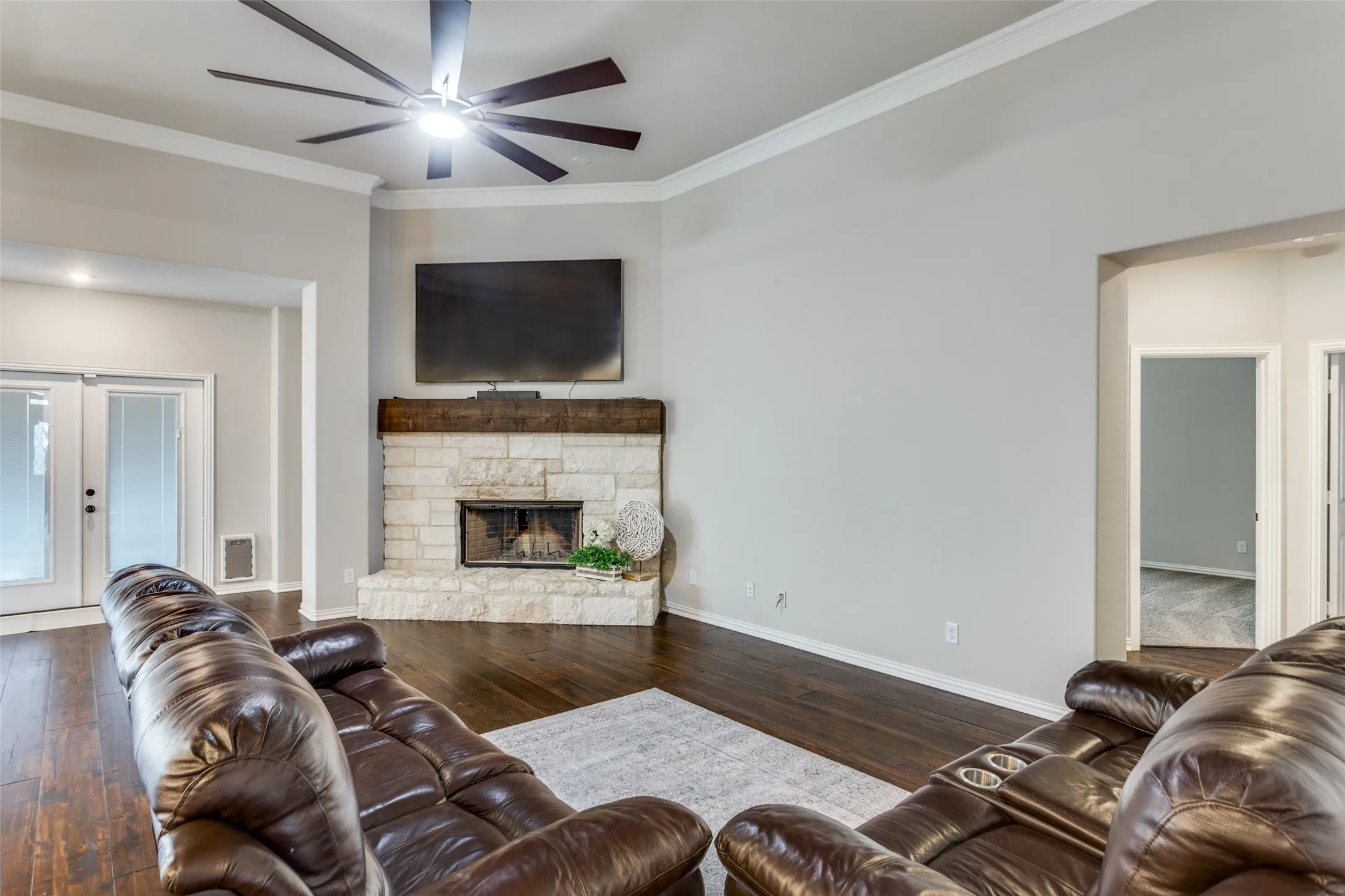 Single Family Residence For Sale in Johnson County , 8624 Tucker Drive, Godley, Texas 76044, 4 Bedrooms, 3 Bathrooms, 3 Garage spaces, 2,669 Sqft, built in 2021, Price $565,000, mls#21243812, Real Estate Agent in Godley, Homes For Sale in Johnson county, Homes For Sale in Godley, Realtor in Godley Texas, Real Estate Brokerage Independent Realty Texas, Luminita Cordes Realtor