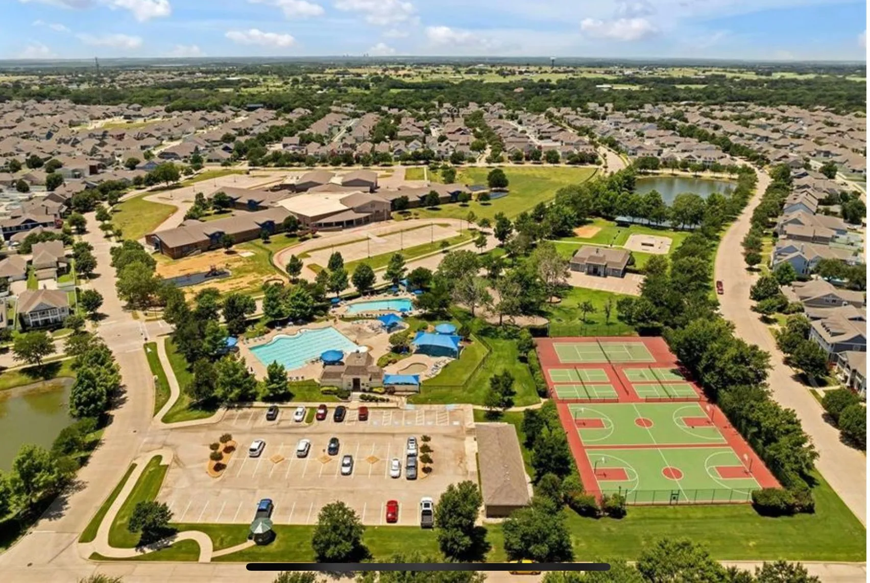 Single Family Residence For Sale in Denton County , 10013 Lexington Drive, Providence Village, Texas 76227, 3 Bedroom, 2 Bathroom, 2 Garage spaces, 1,320 Sqft, built in 2005, Preowned, mls#21255705, Real Estate Agent in Providence Village, Homes For Sale in Denton county, Homes For Sale in Providence Village, Realtor in Providence Village Texas, Real Estate Brokerage Independent Realty Texas, Luminita Cordes Realtor