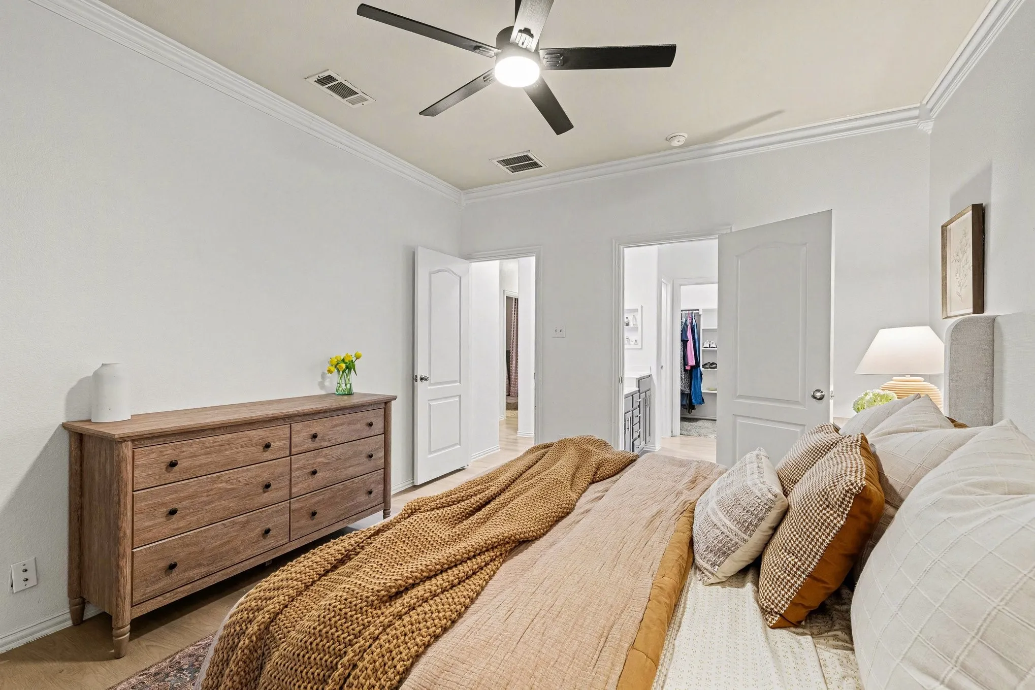 Single Family Residence For Sale in Denton County , 10013 Lexington Drive, Providence Village, Texas 76227, 3 Bedroom, 2 Bathroom, 2 Garage spaces, 1,320 Sqft, built in 2005, Preowned, mls#21255705, Real Estate Agent in Providence Village, Homes For Sale in Denton county, Homes For Sale in Providence Village, Realtor in Providence Village Texas, Real Estate Brokerage Independent Realty Texas, Luminita Cordes Realtor