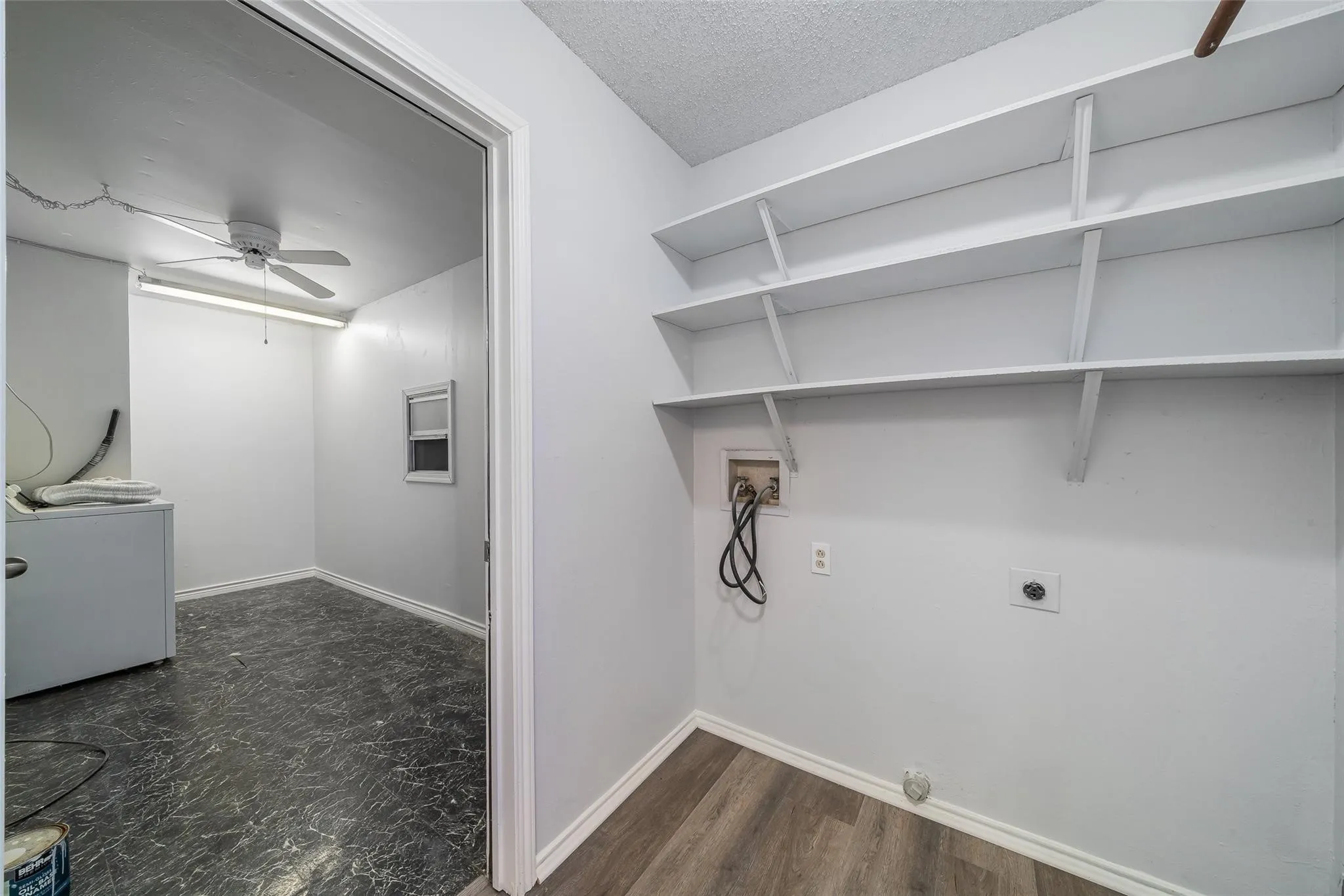 Single Family Residence For Rent in Dallas County , 6310 Azalea Drive, Rowlett, Texas 75089, 3 Bedroom, 2 Bathroom, 2 Garage spaces, 1,733 Sqft, built in 1985, mls#21256511, Real Estate Agent in Rowlett, Homes For Rent in Dallas county, Homes For Rent in Rowlett, Realtor in Rowlett Texas, Real Estate Brokerage Independent Realty Texas, Luminita Cordes Realtor