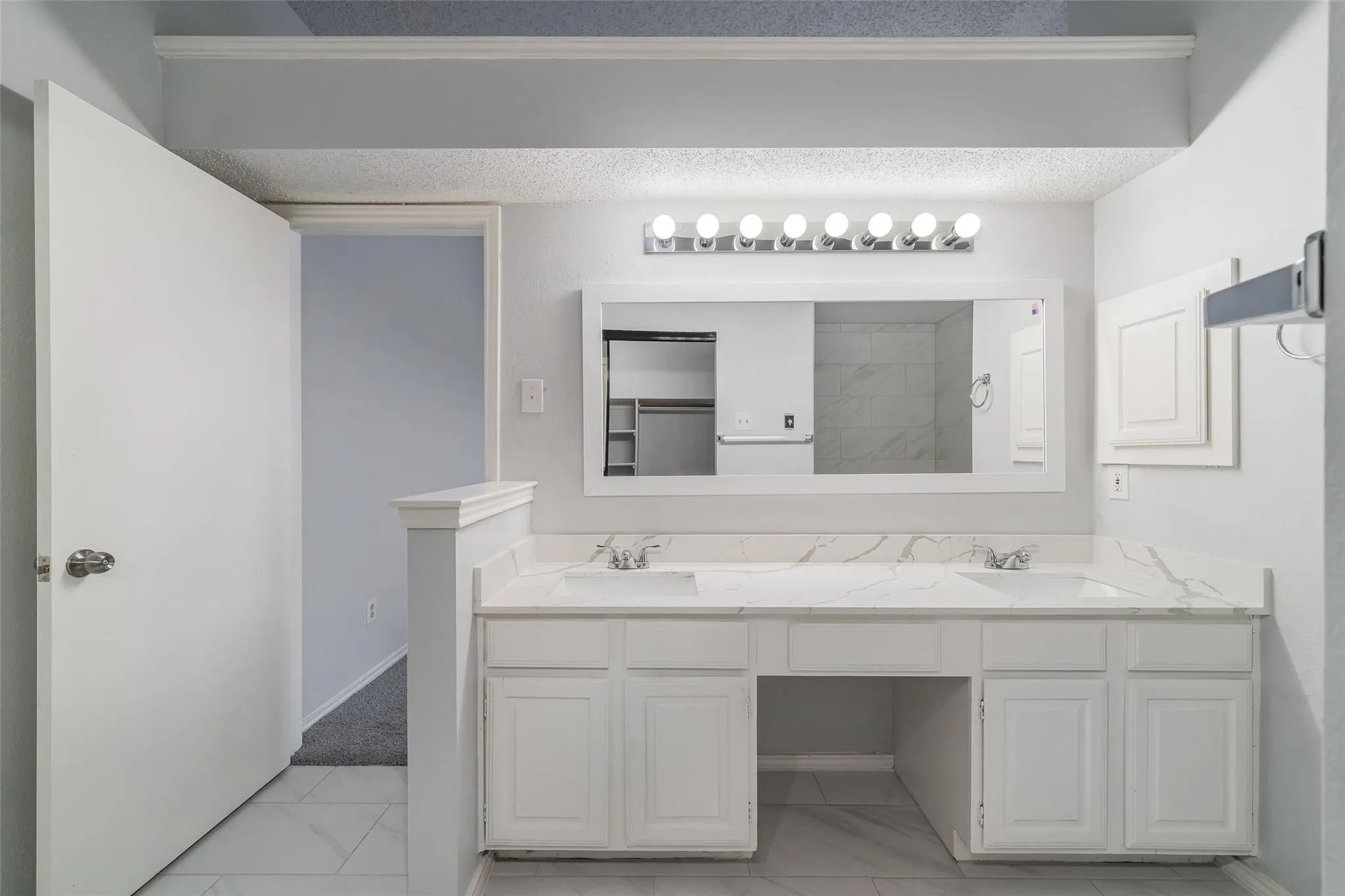Single Family Residence For Rent in Dallas County , 6310 Azalea Drive, Rowlett, Texas 75089, 3 Bedroom, 2 Bathroom, 2 Garage spaces, 1,733 Sqft, built in 1985, mls#21256511, Real Estate Agent in Rowlett, Homes For Rent in Dallas county, Homes For Rent in Rowlett, Realtor in Rowlett Texas, Real Estate Brokerage Independent Realty Texas, Luminita Cordes Realtor