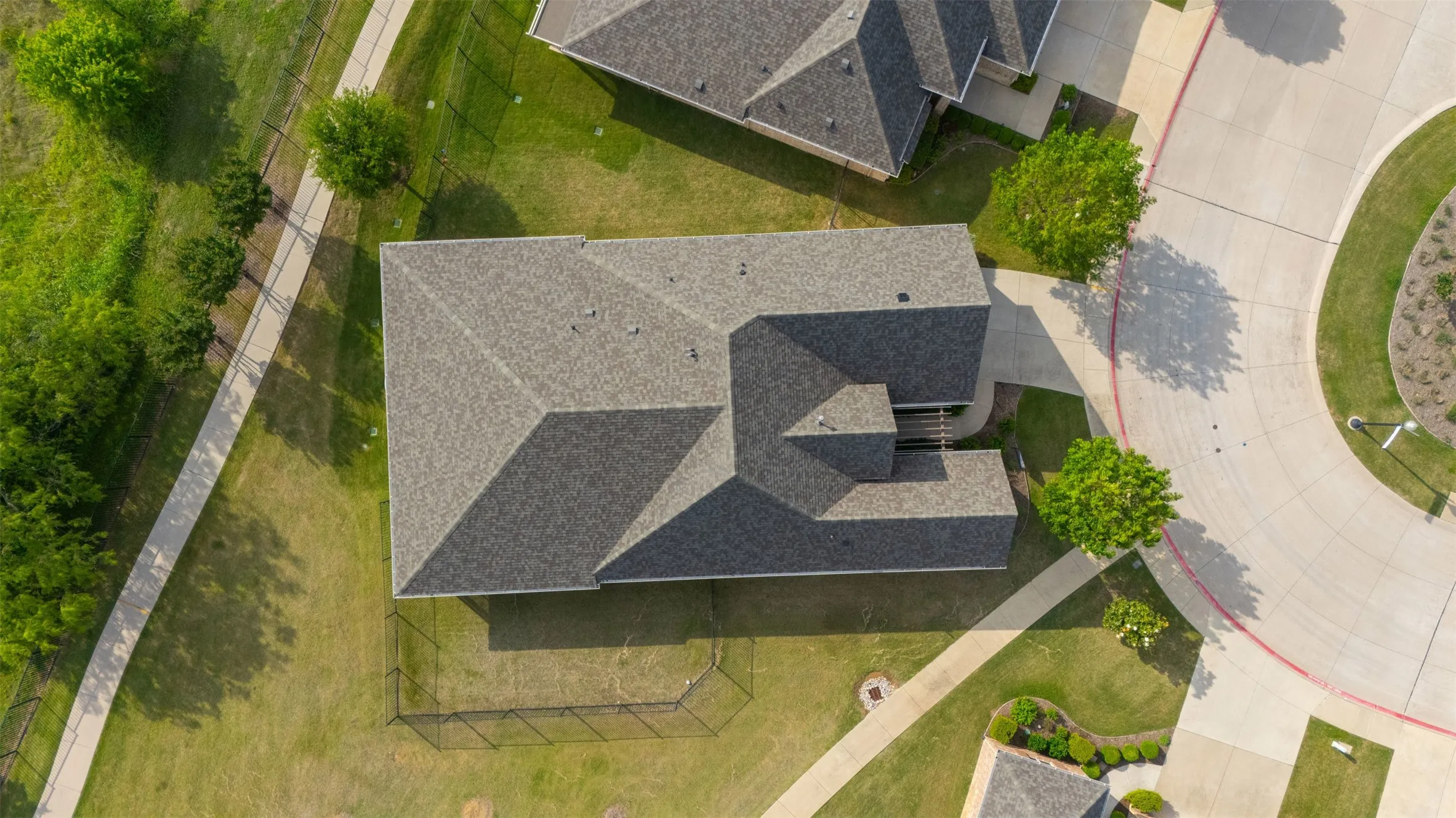 Single Family Residence For Sale in Tarrant County , 2801 Vista Azul Place 2801, Mansfield, Texas 76063, 2 Bedroom, 2 Bathroom, 2 Garage spaces, 2,614 Sqft, built in 2017, mls#21256486, Real Estate Agent in Mansfield, Homes For Sale in Tarrant county, Homes For Sale in Mansfield, Realtor in Mansfield Texas, Real Estate Brokerage Independent Realty Texas, Luminita Cordes Realtor